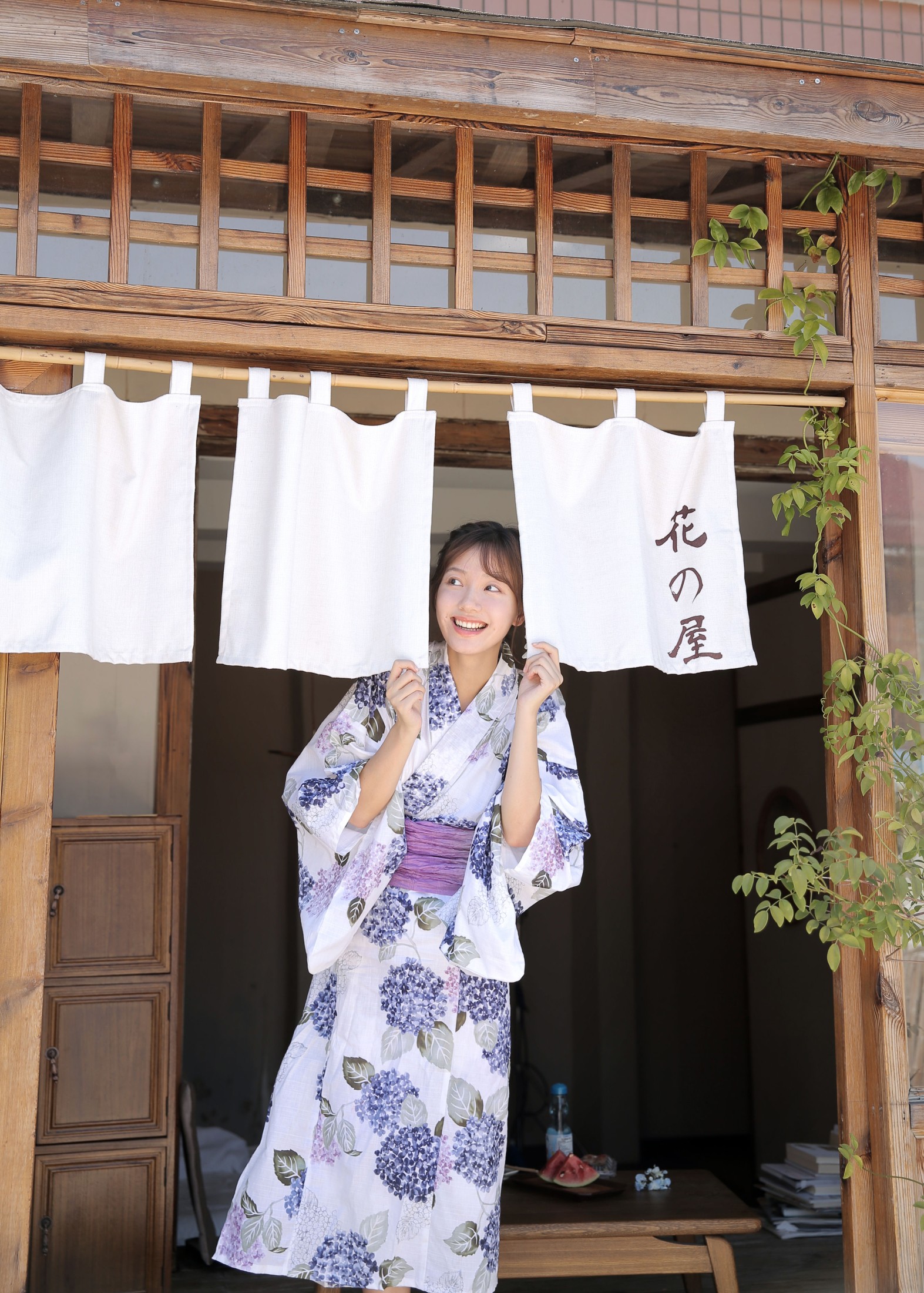 爽口丸纸 – 《夏日浴衣》[24P]