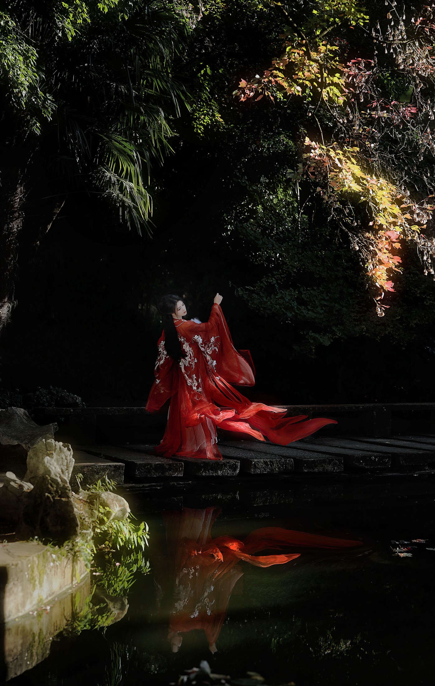 吾岁岁 – 《夕阳流火风舞沙》[22P]
