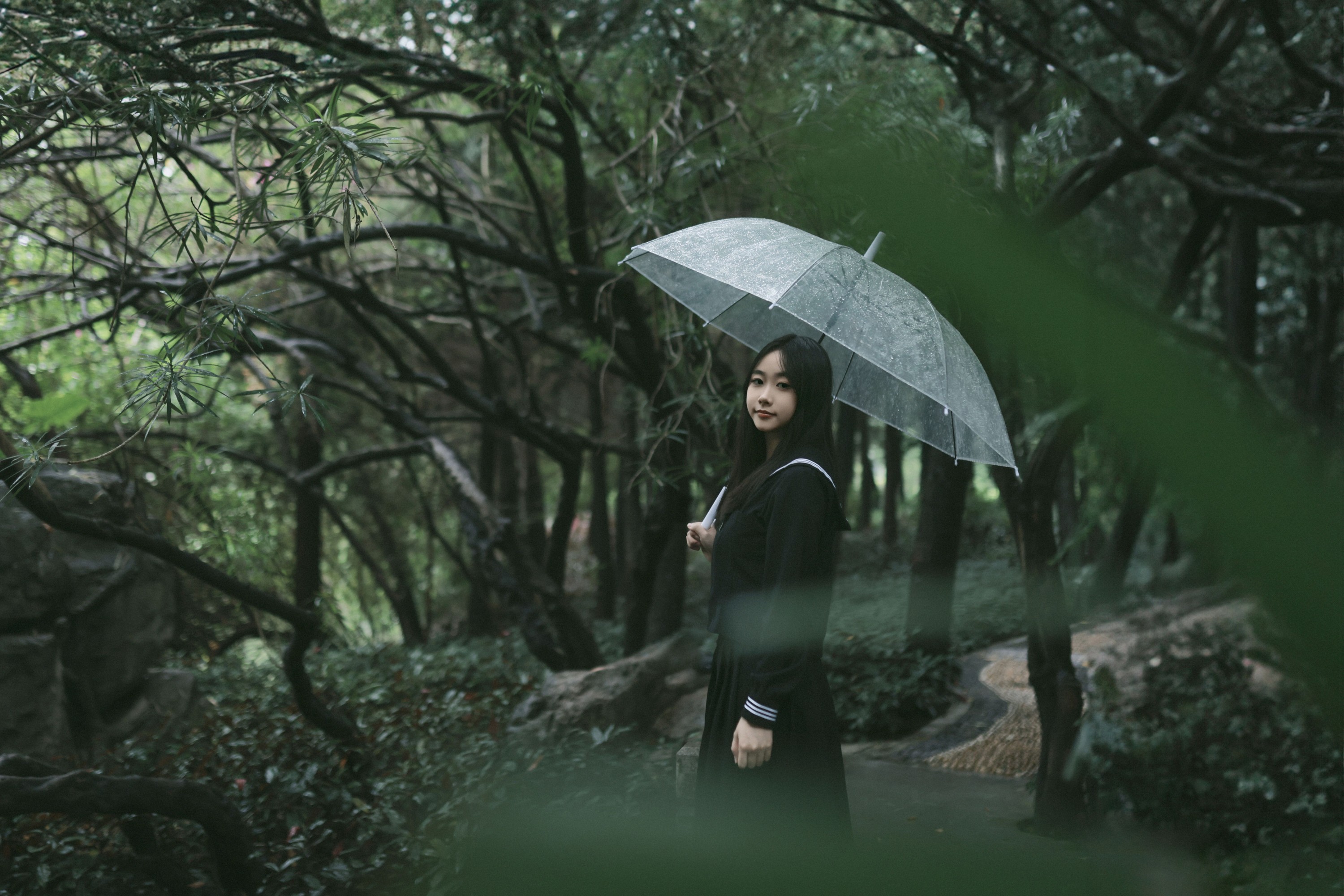 丽欣 – 《下雨天》[23P]