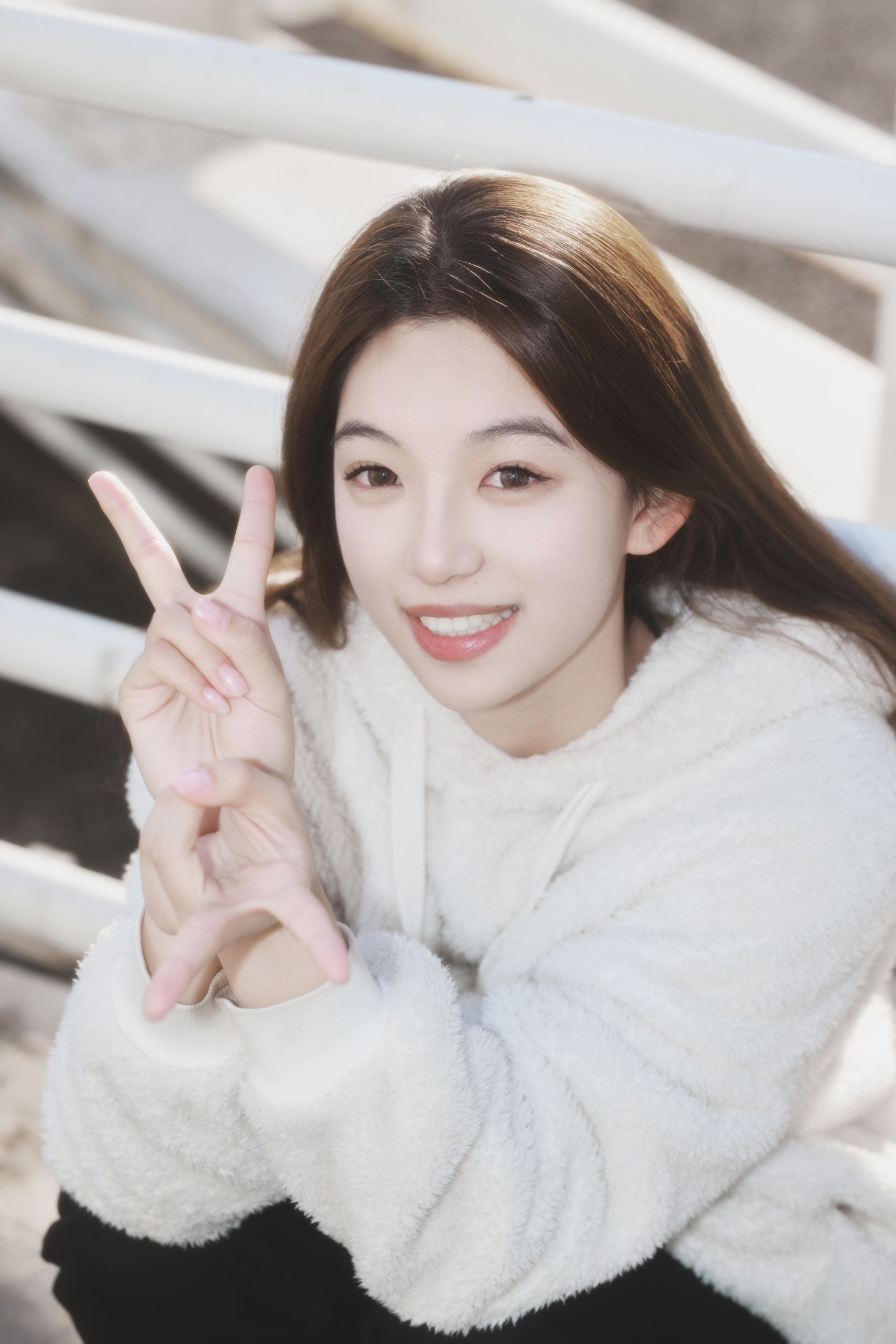 赤木晴子 – 《暖冬街拍》[28P]