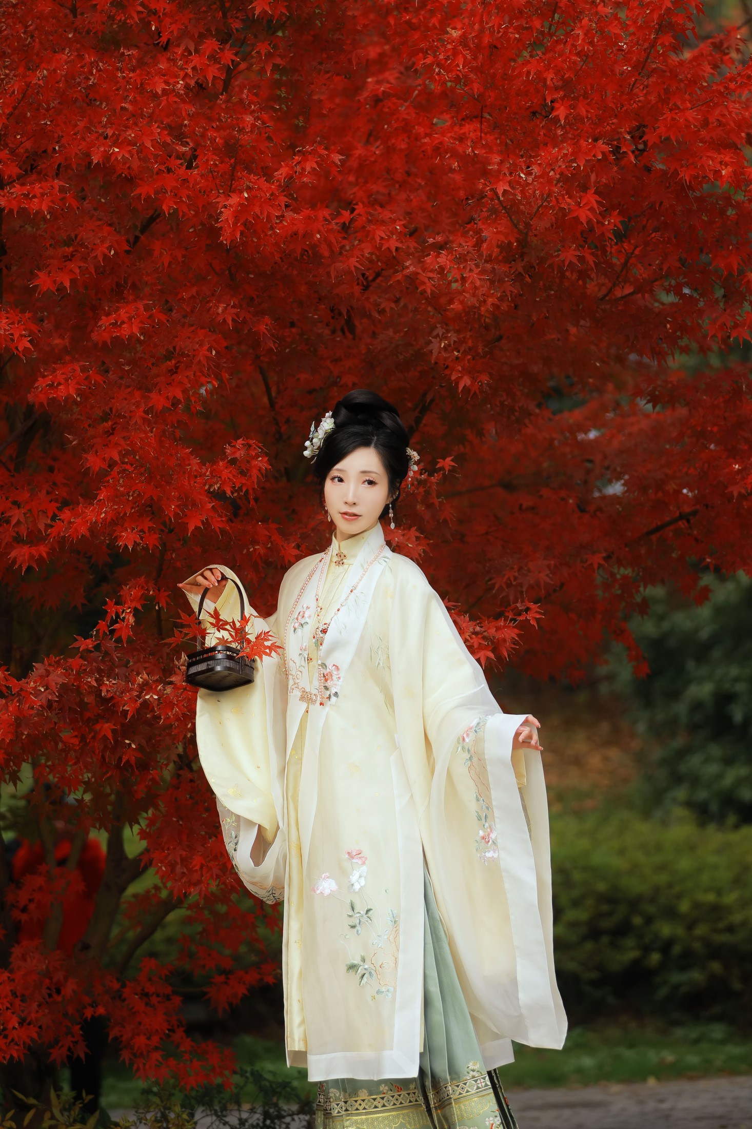 李猜 – 《秋日赋》[25P]
