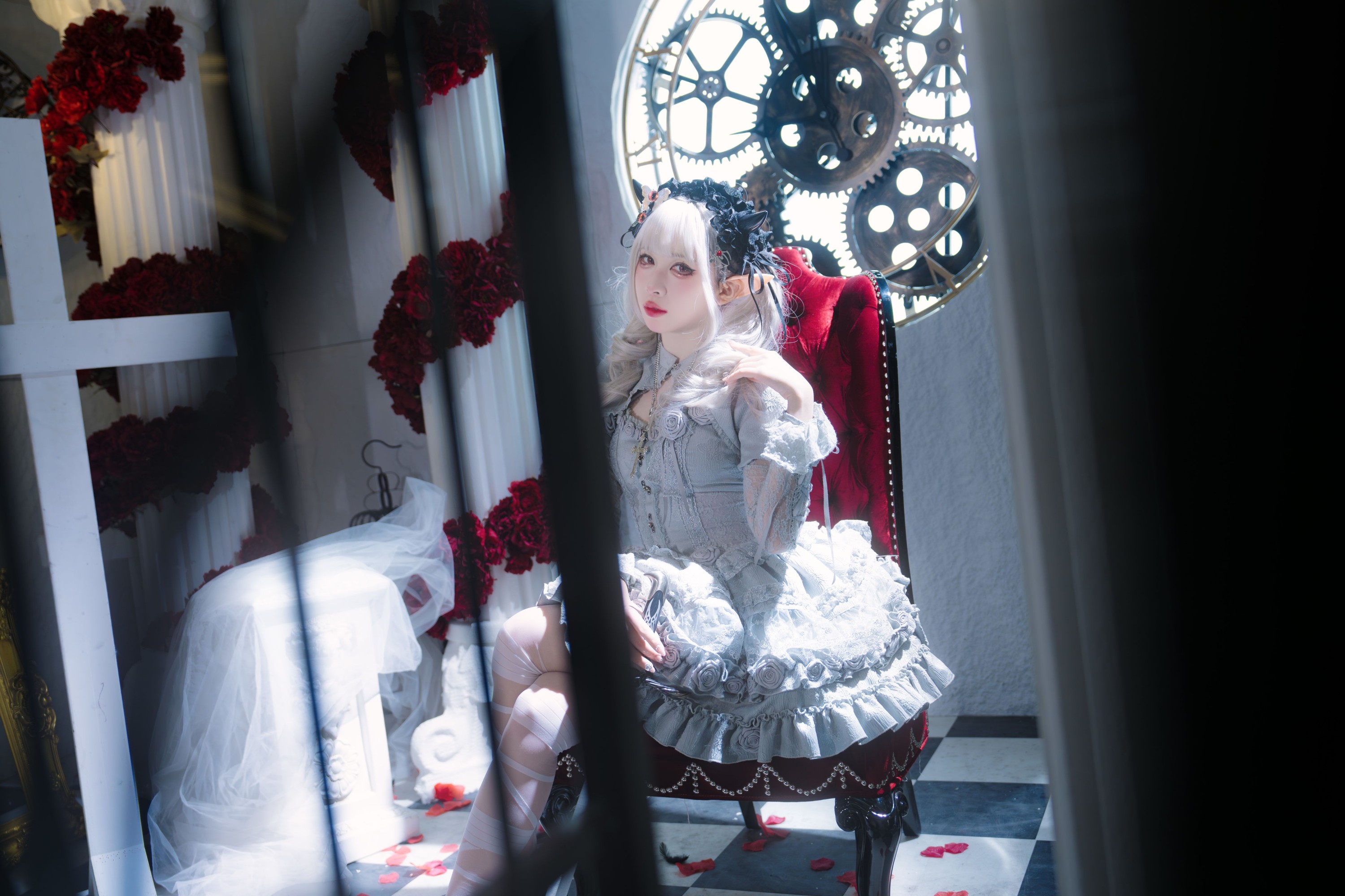 椿卷梦游中 – 《银色魔女》[22P]