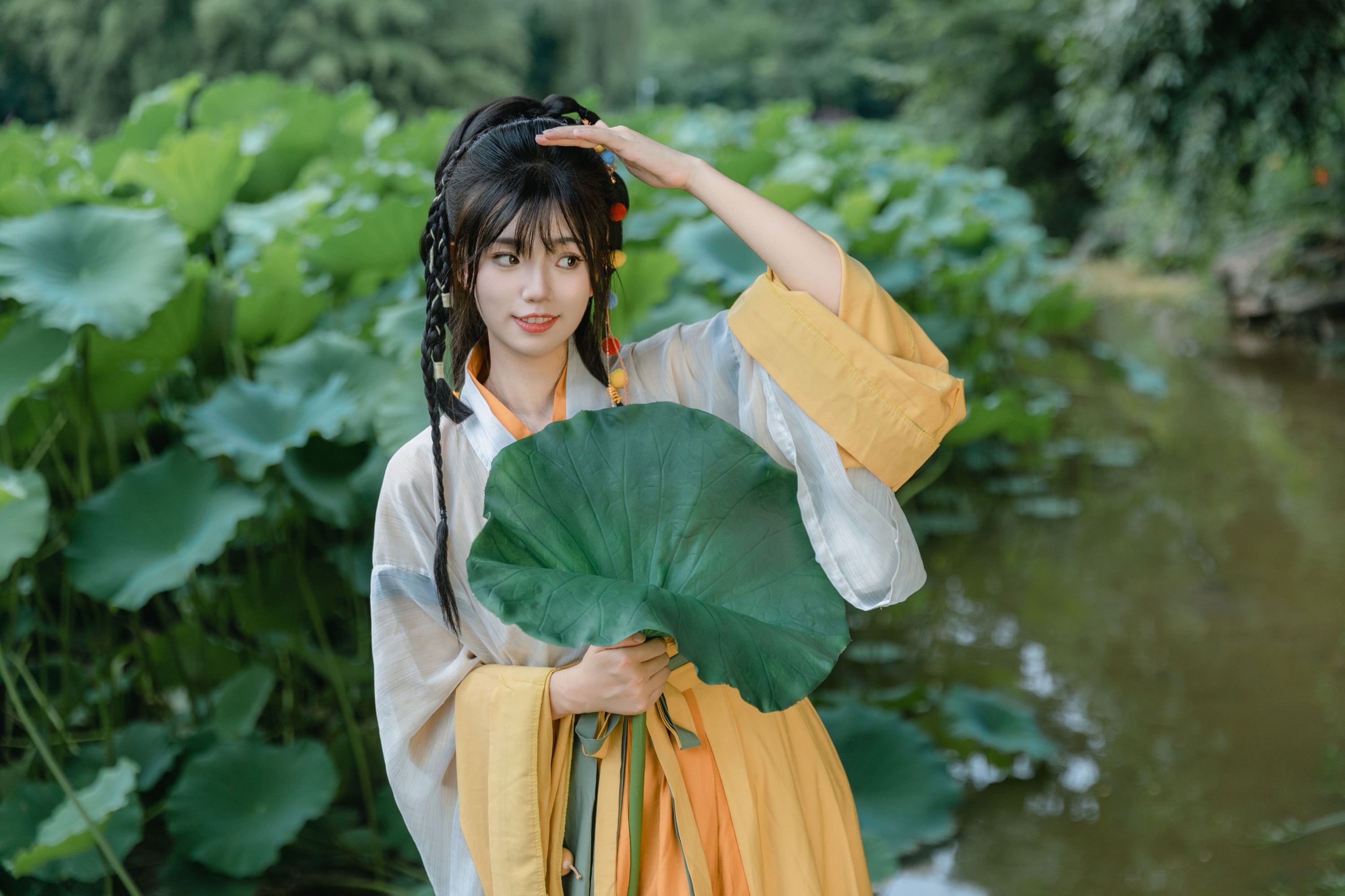十亿 – 《小黄蓉》[22P]