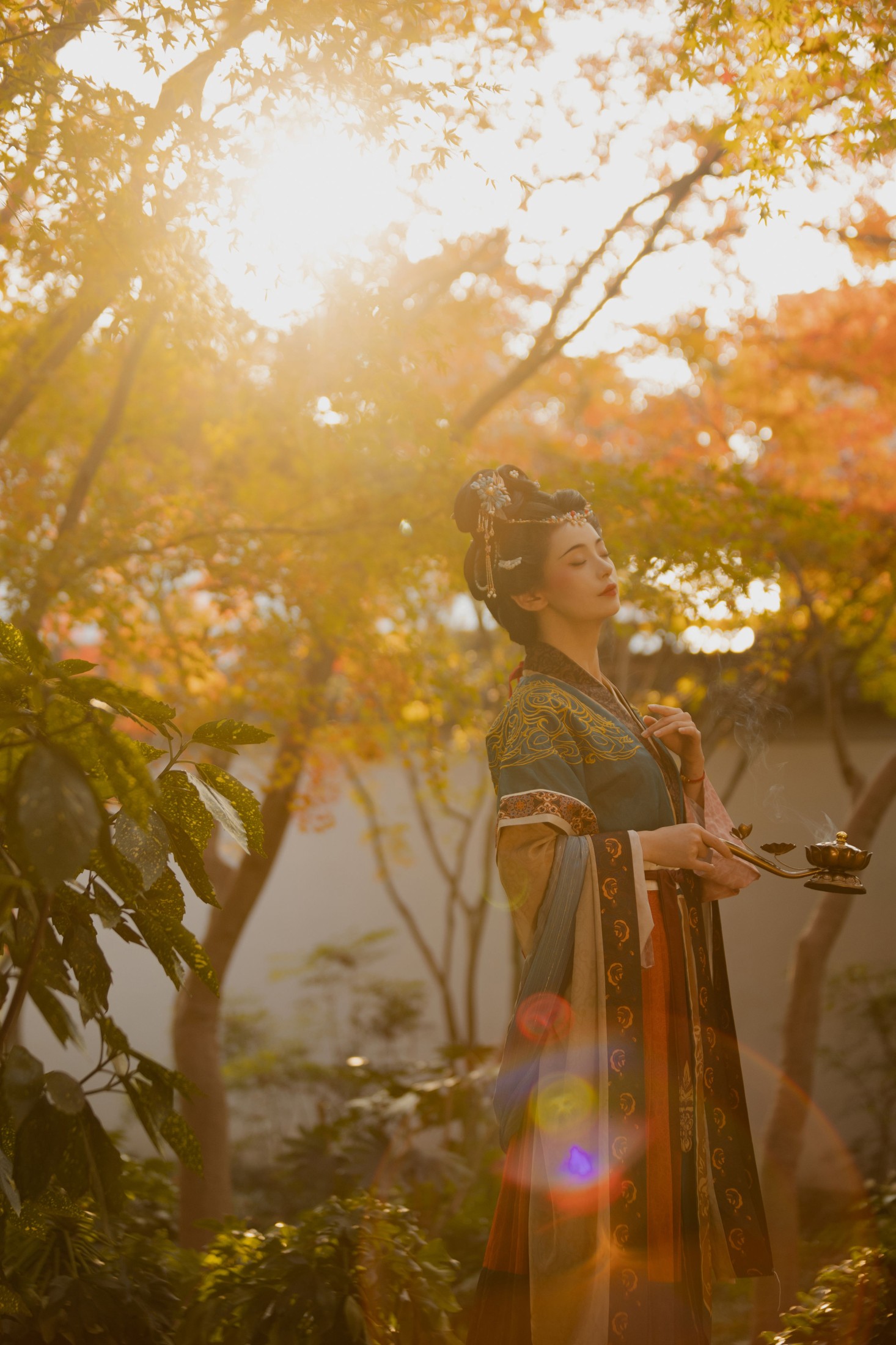 弥璎呀 – 《江畔丹枫》[26P]