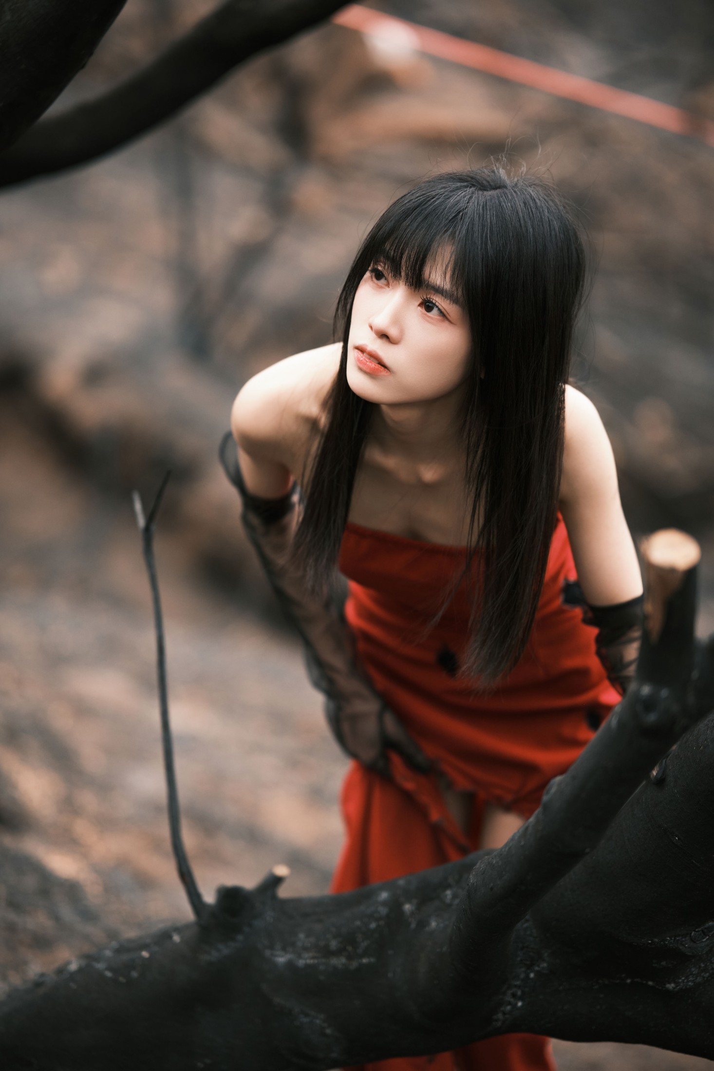 小松麻奈 – 《山火余烬》[30P]