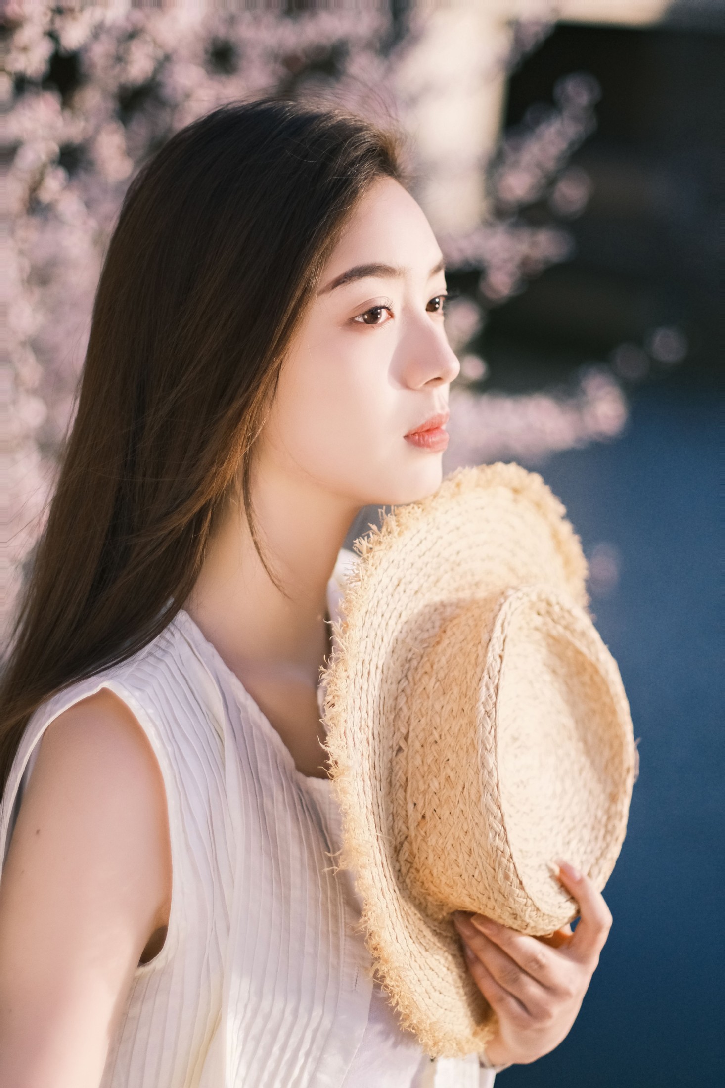 anieituj – 《花溪》[22P]