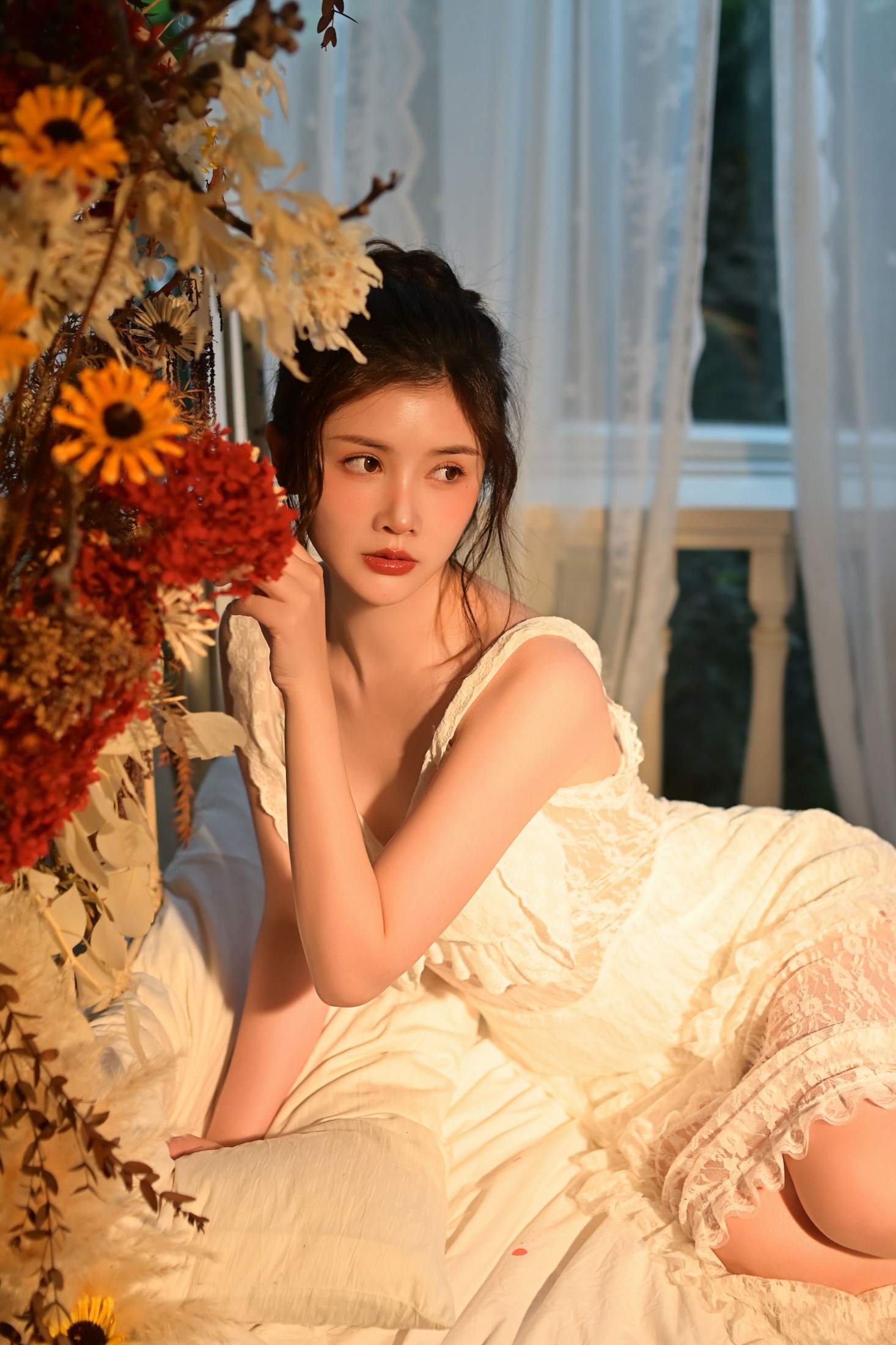 小路 – 《光照亮她》[22P]