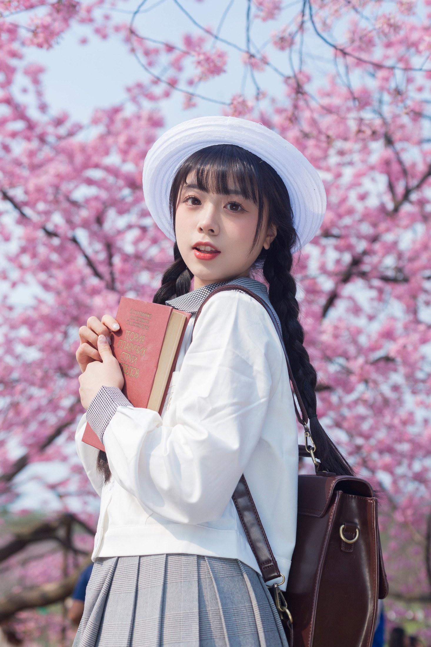 一只暖暖 – 《春樱》[27P]