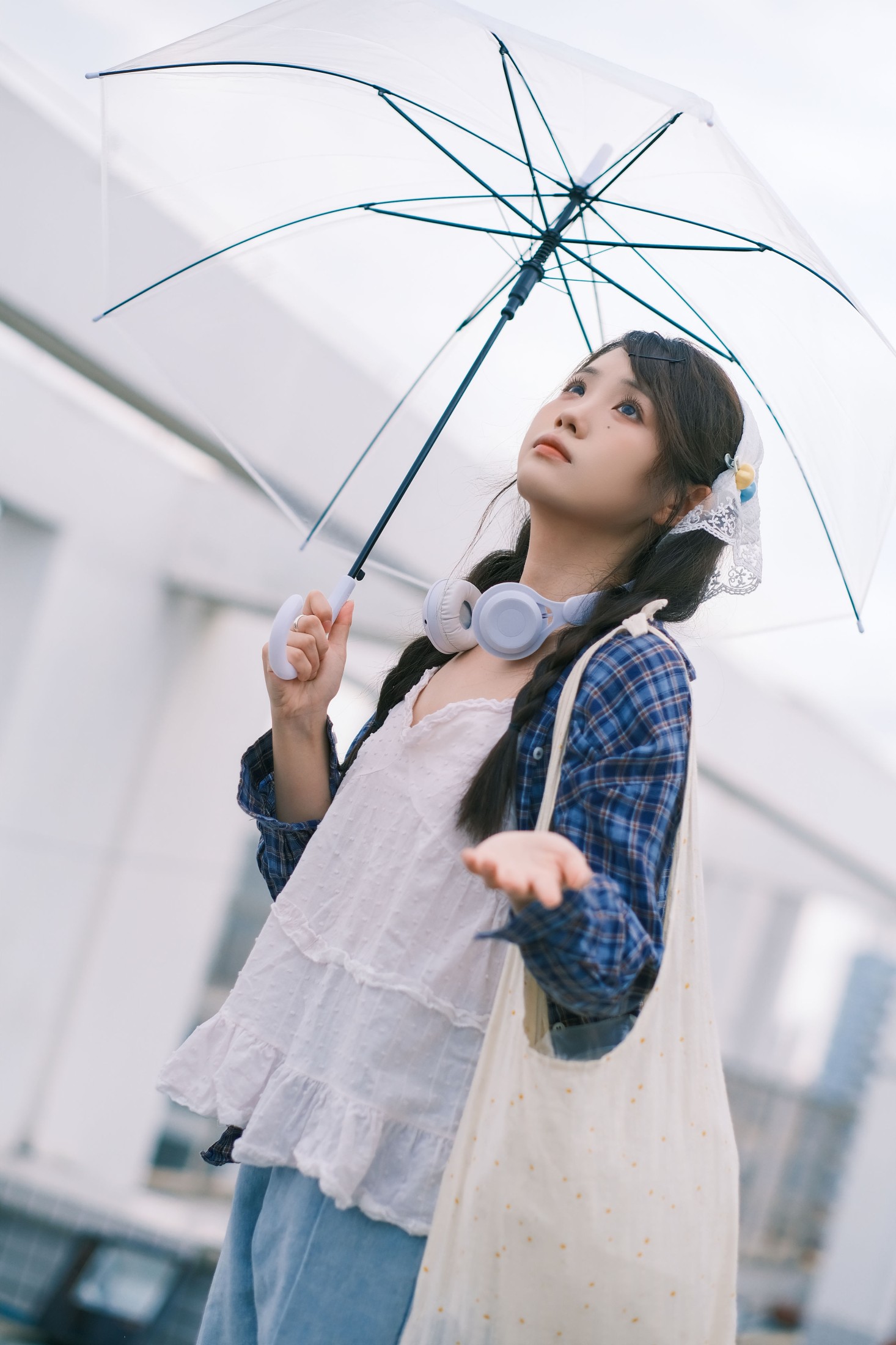 不动松鼠 – 《小雨转晴》[21P]