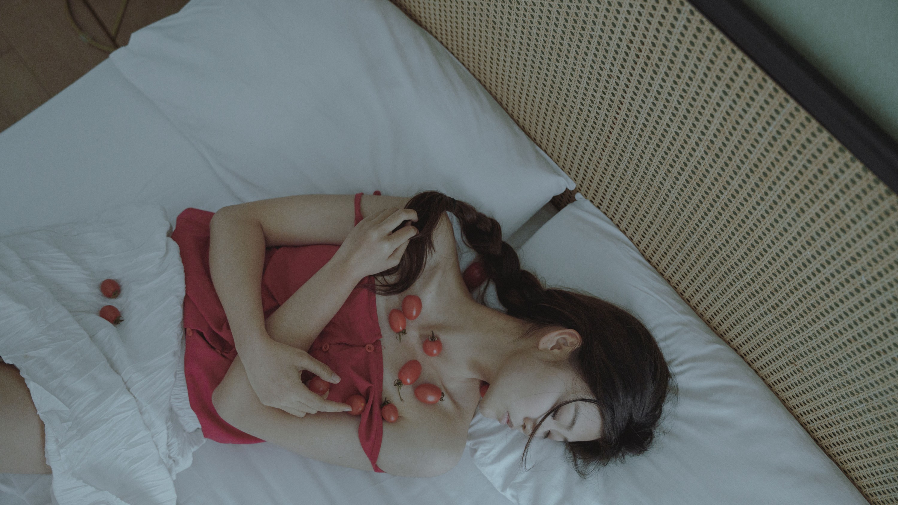 摇摇椅 – 《花无别样红》[27P]
