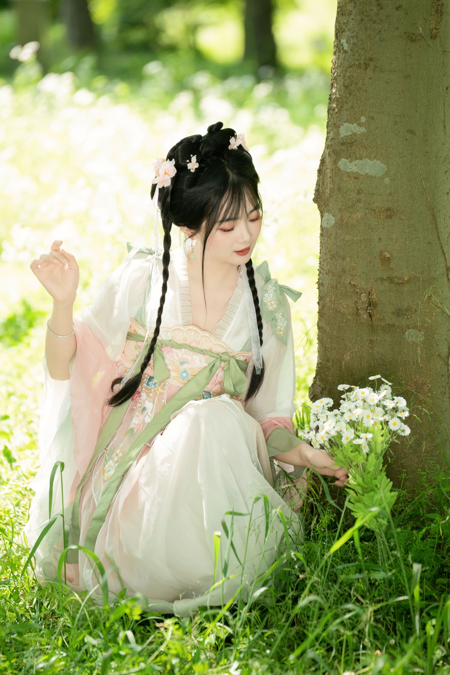 小欧O – 《穿汉服去赏花》[23P]
