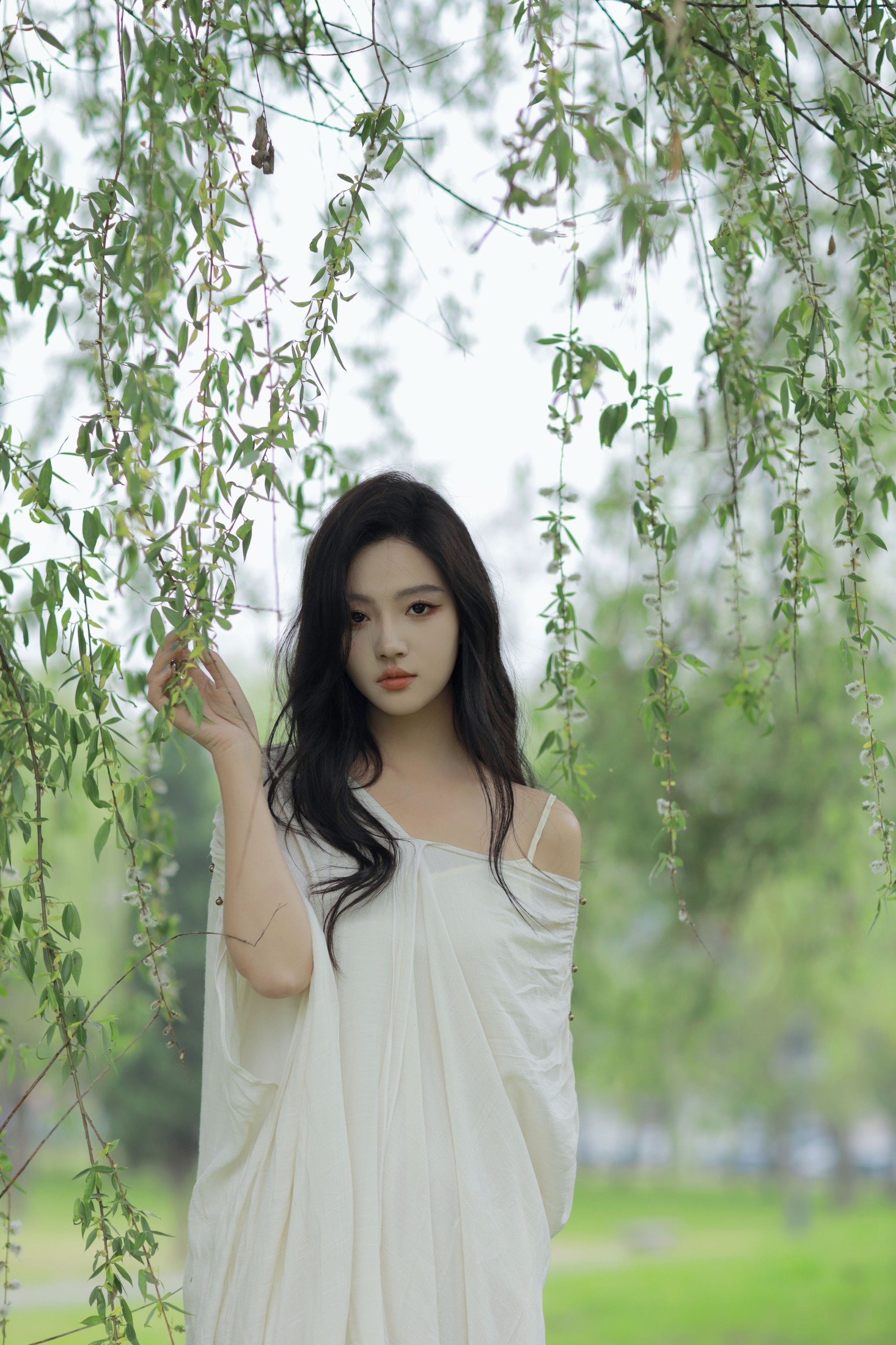 Elaine – 《绿色季节》[24P]