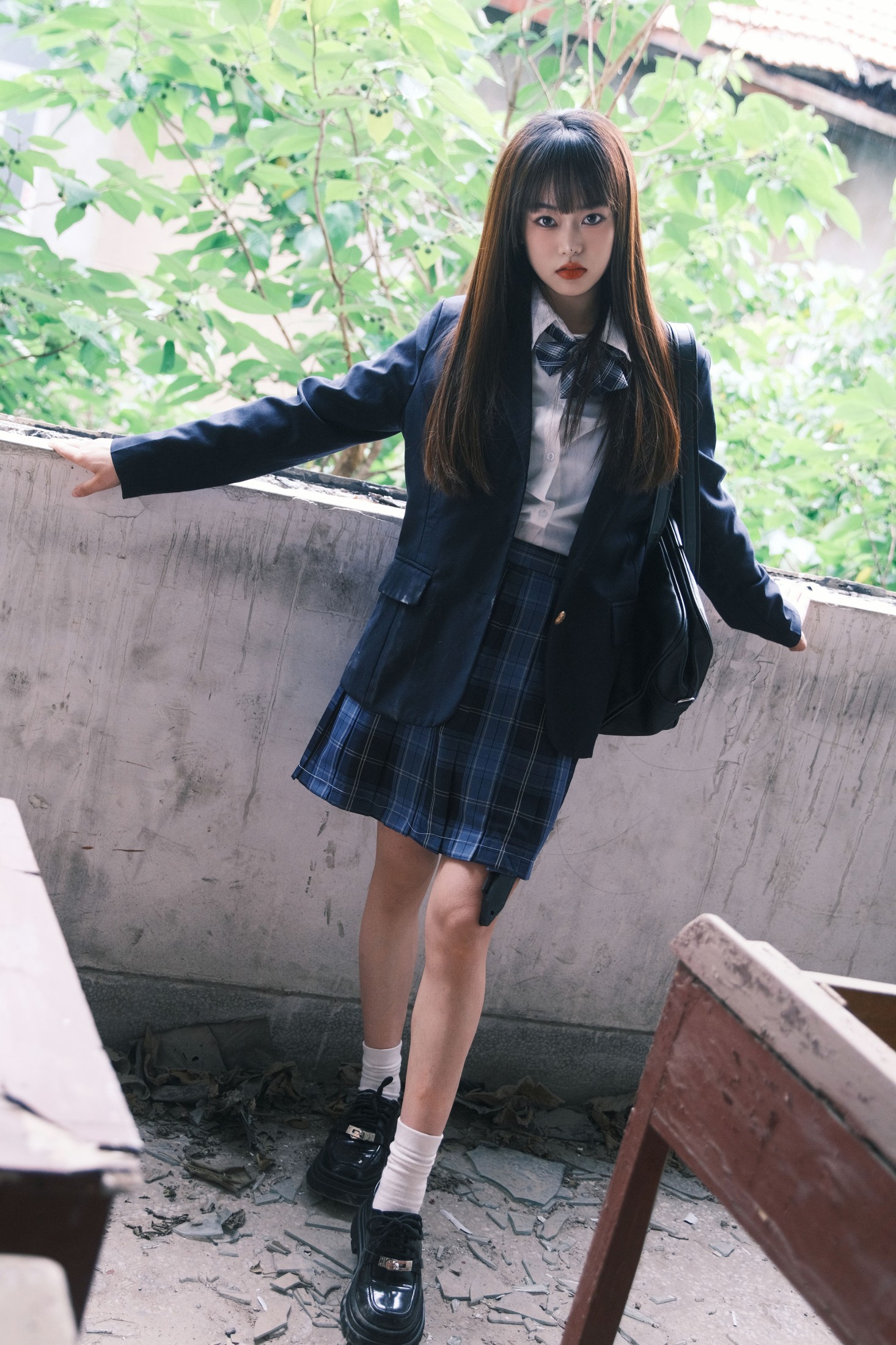 小纯蔡蔡子 – 《病娇少女》[26P]