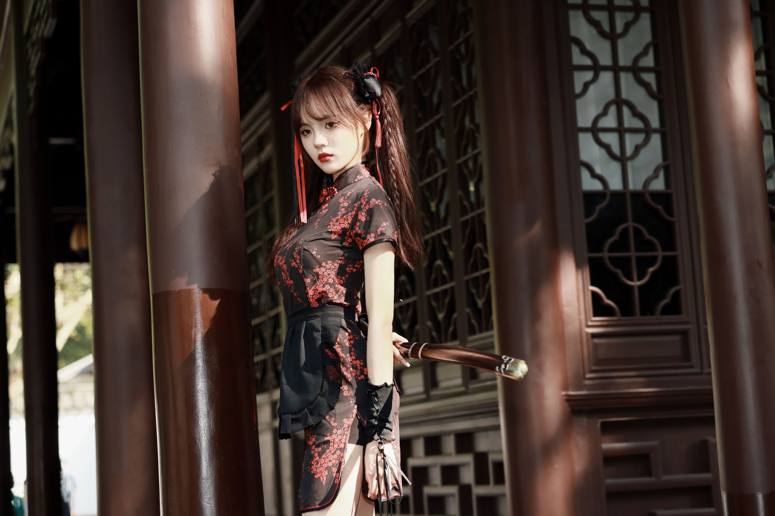 妮可不妮可 – 《双胞胎中华娘》[22P]