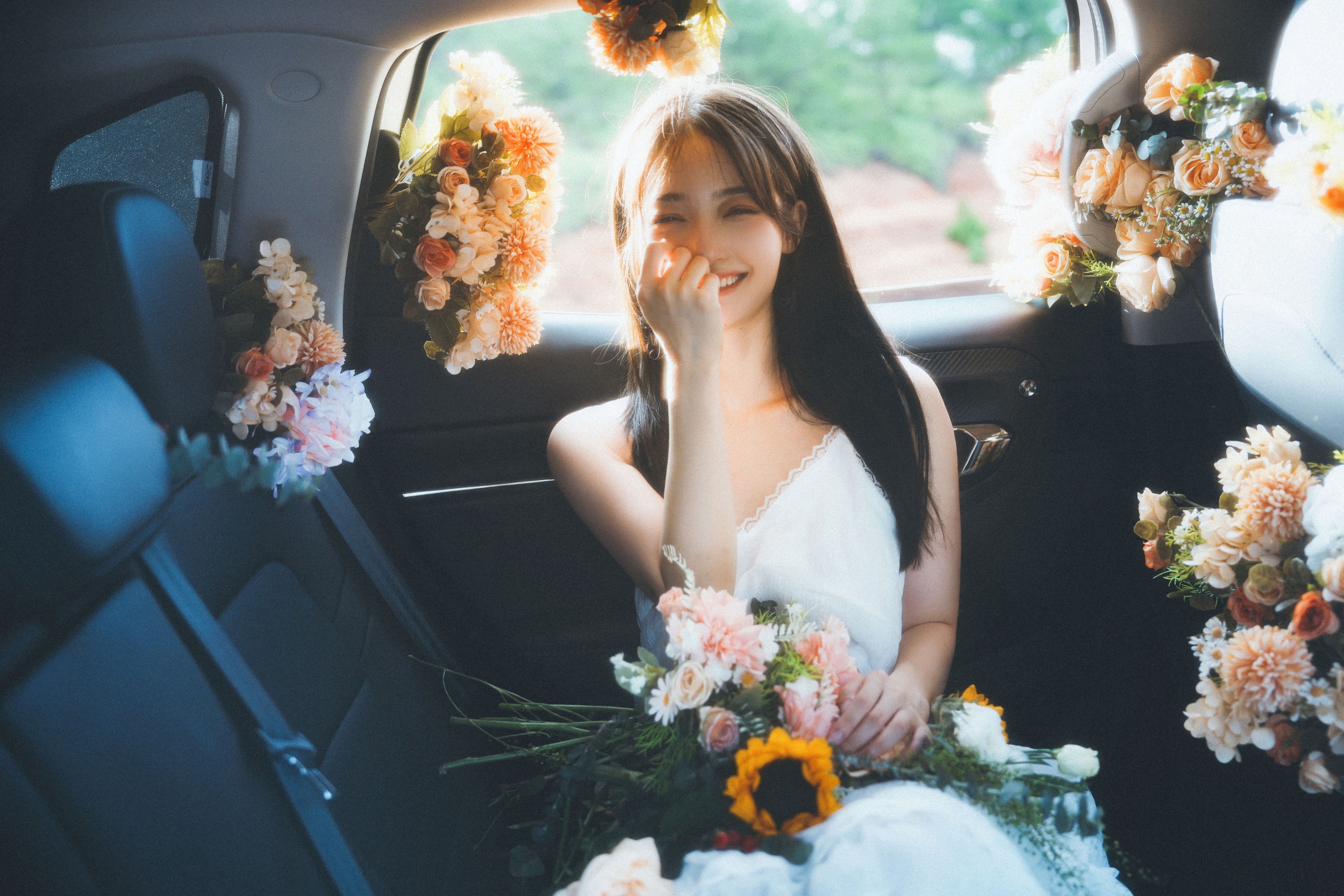 九九诗 – 《鲜花，车与少女》[46P]