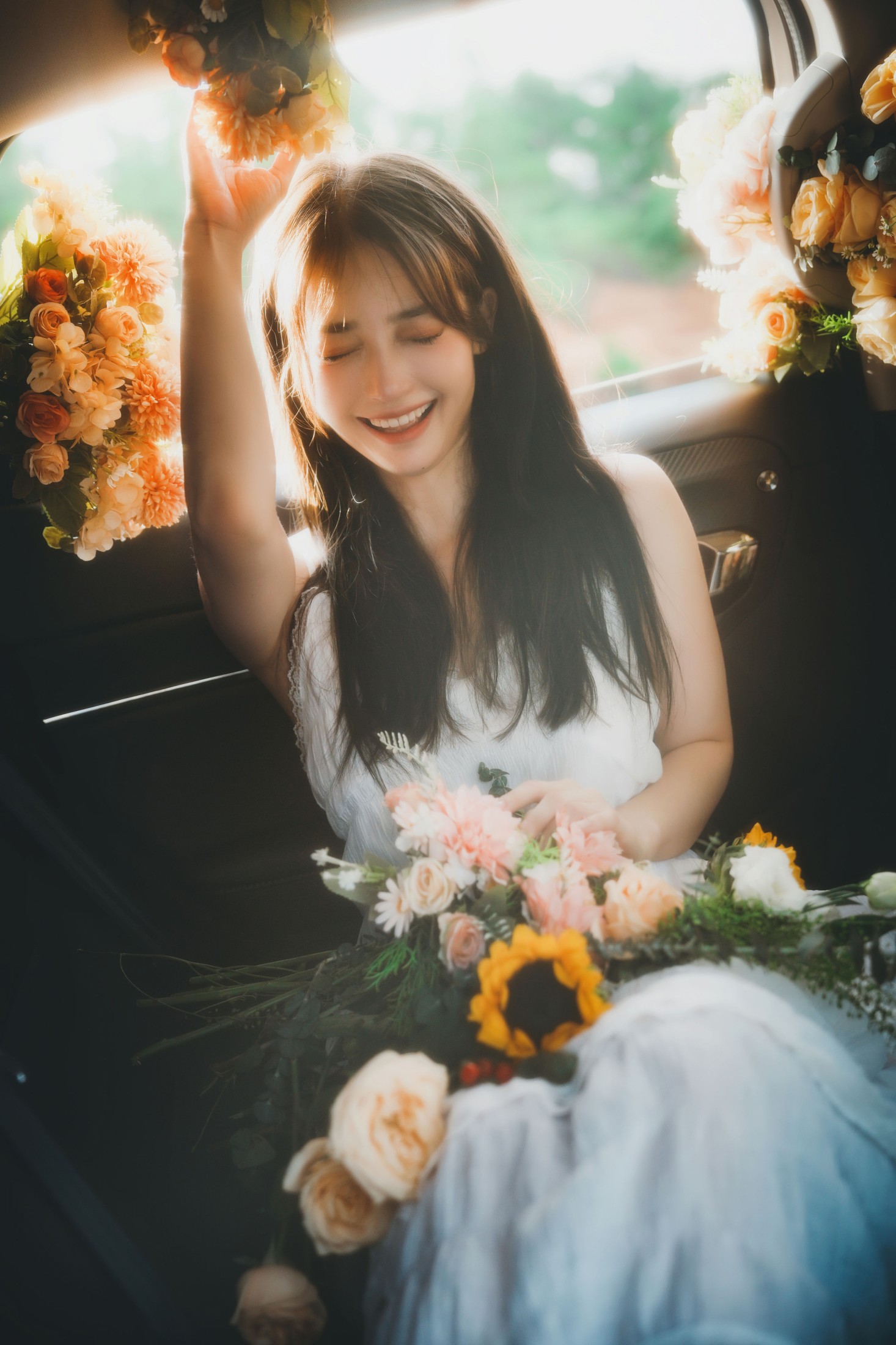 九九诗 – 《鲜花，车与少女》[46P]