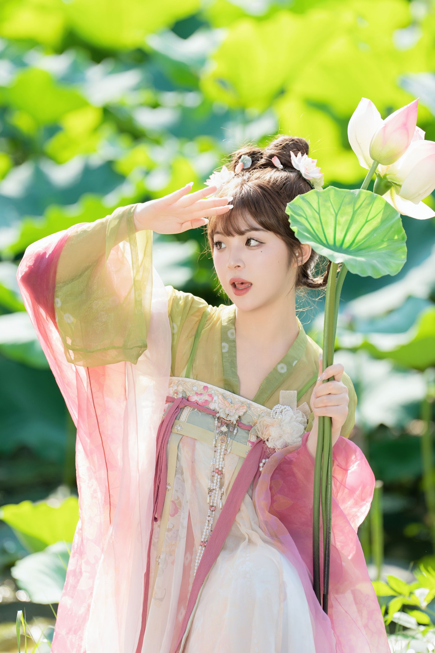赛西西莉吗 – 《荷花精灵》[26P]