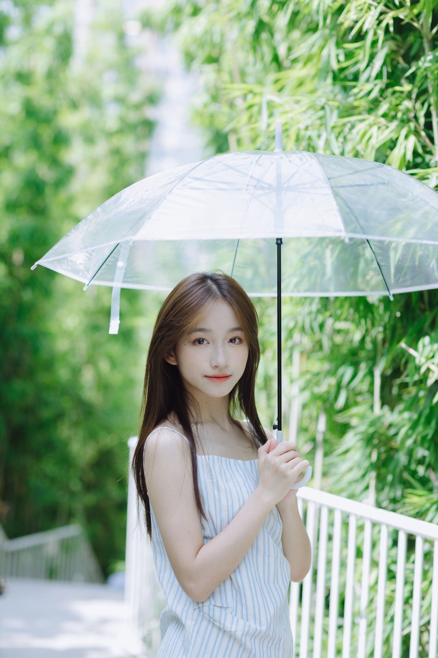钰儿 – 《蓝色纯净夏日》[28P]