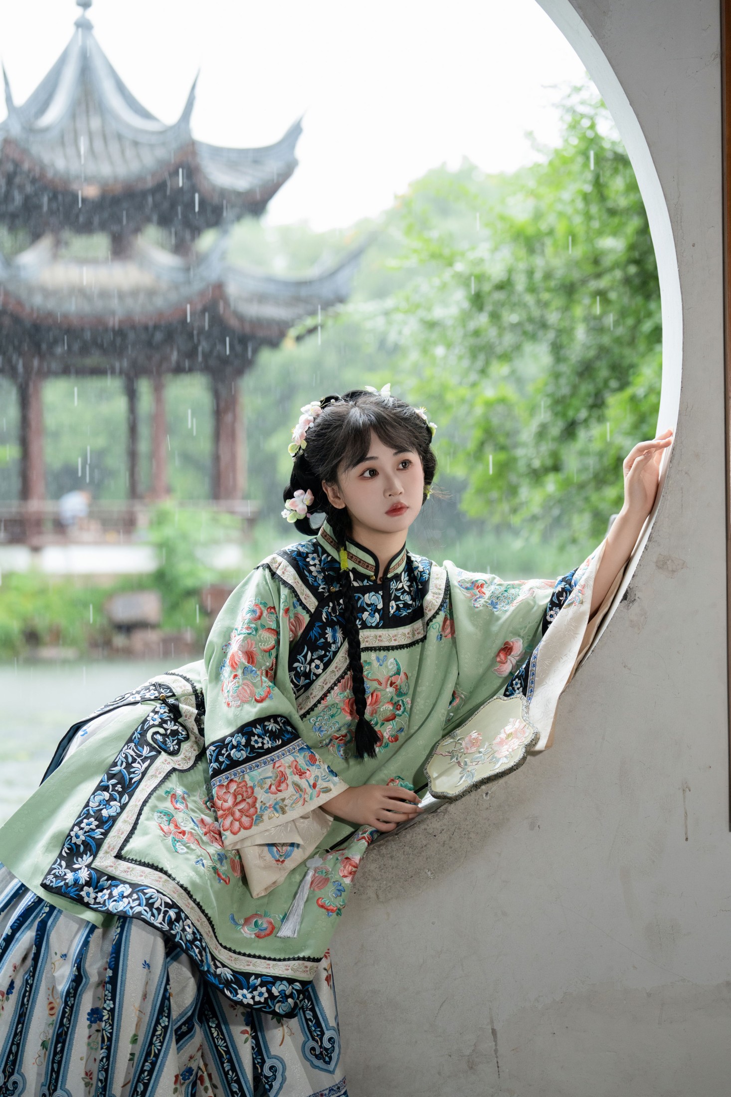 湫一只岁岁 – 《雨天的宿命感》[24P]