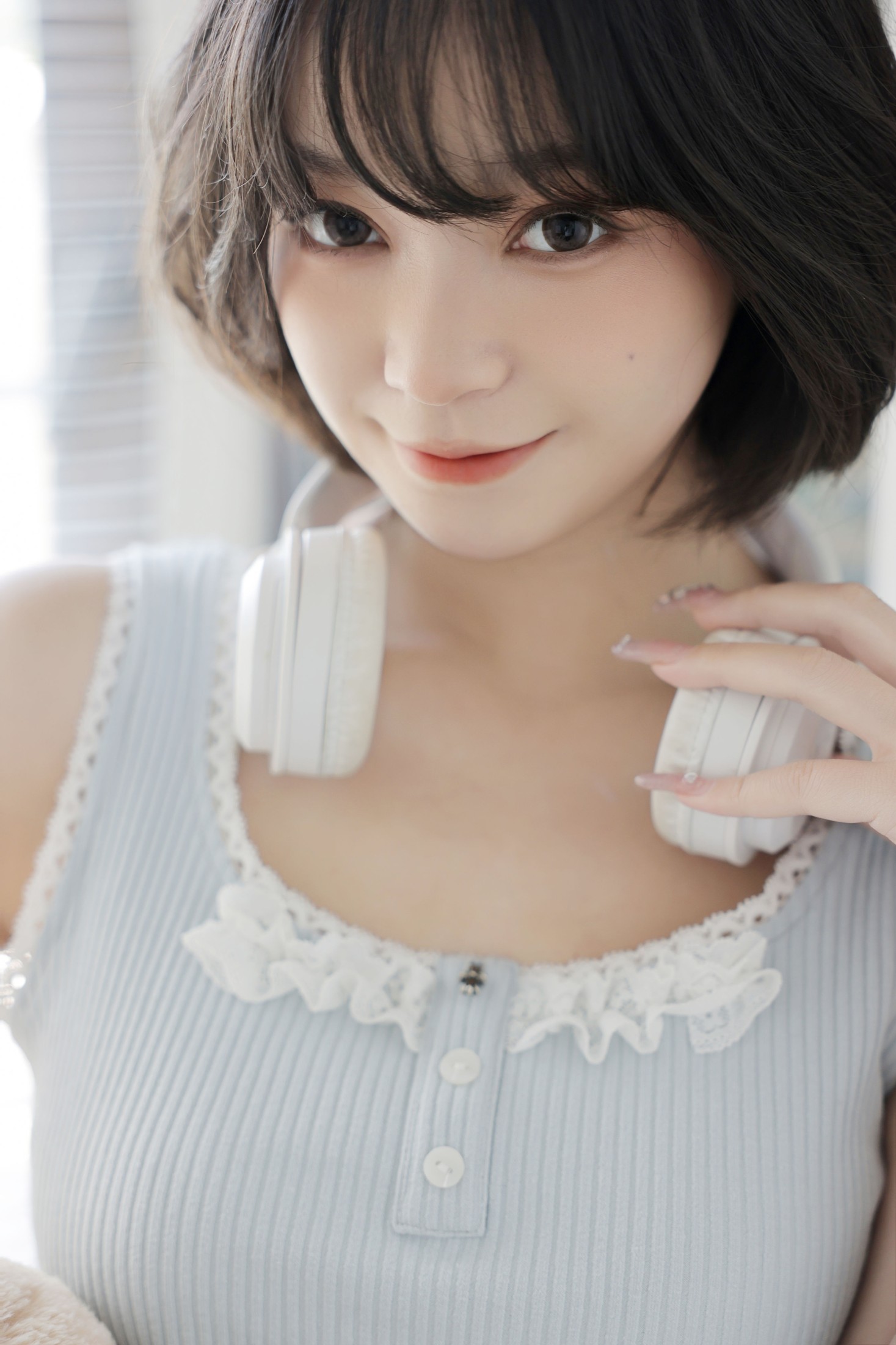 Disexi思宁 – 《白色》[25P]