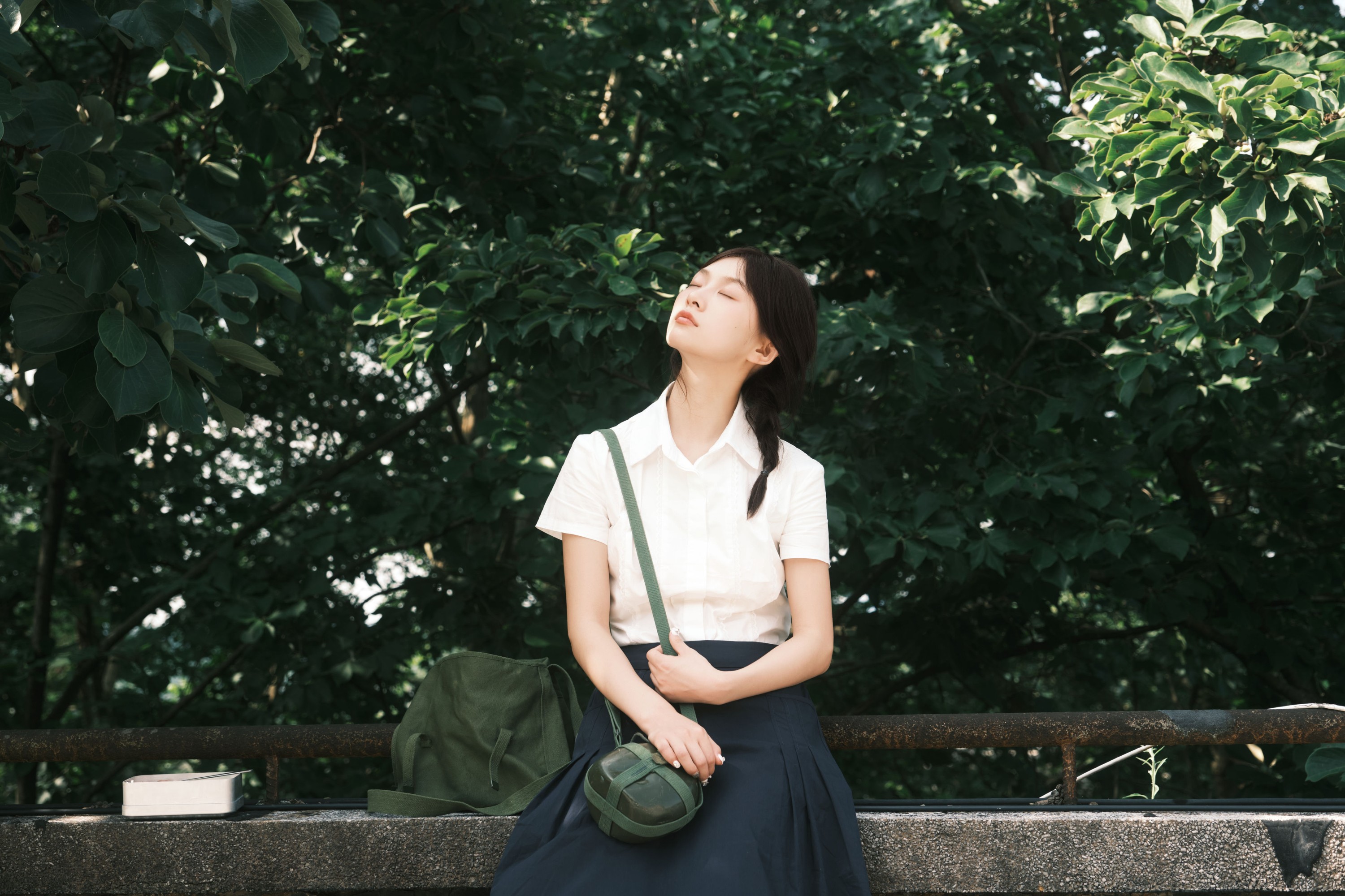 晓晓 – 《复古女工》[28P]
