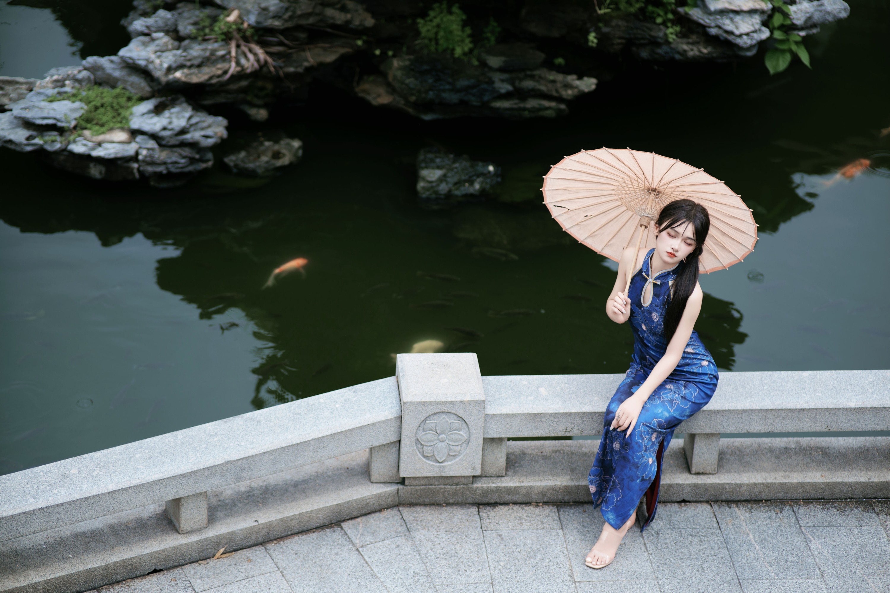 小小雨 – 《度华年》[24P]
