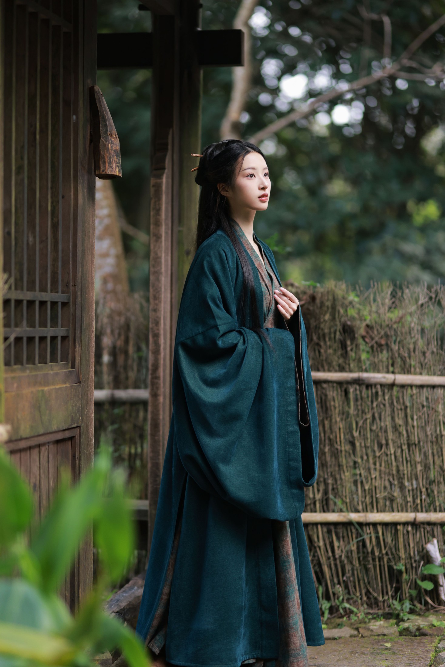 庄翰_Roya 子怡 – 《溪山》[20P]
