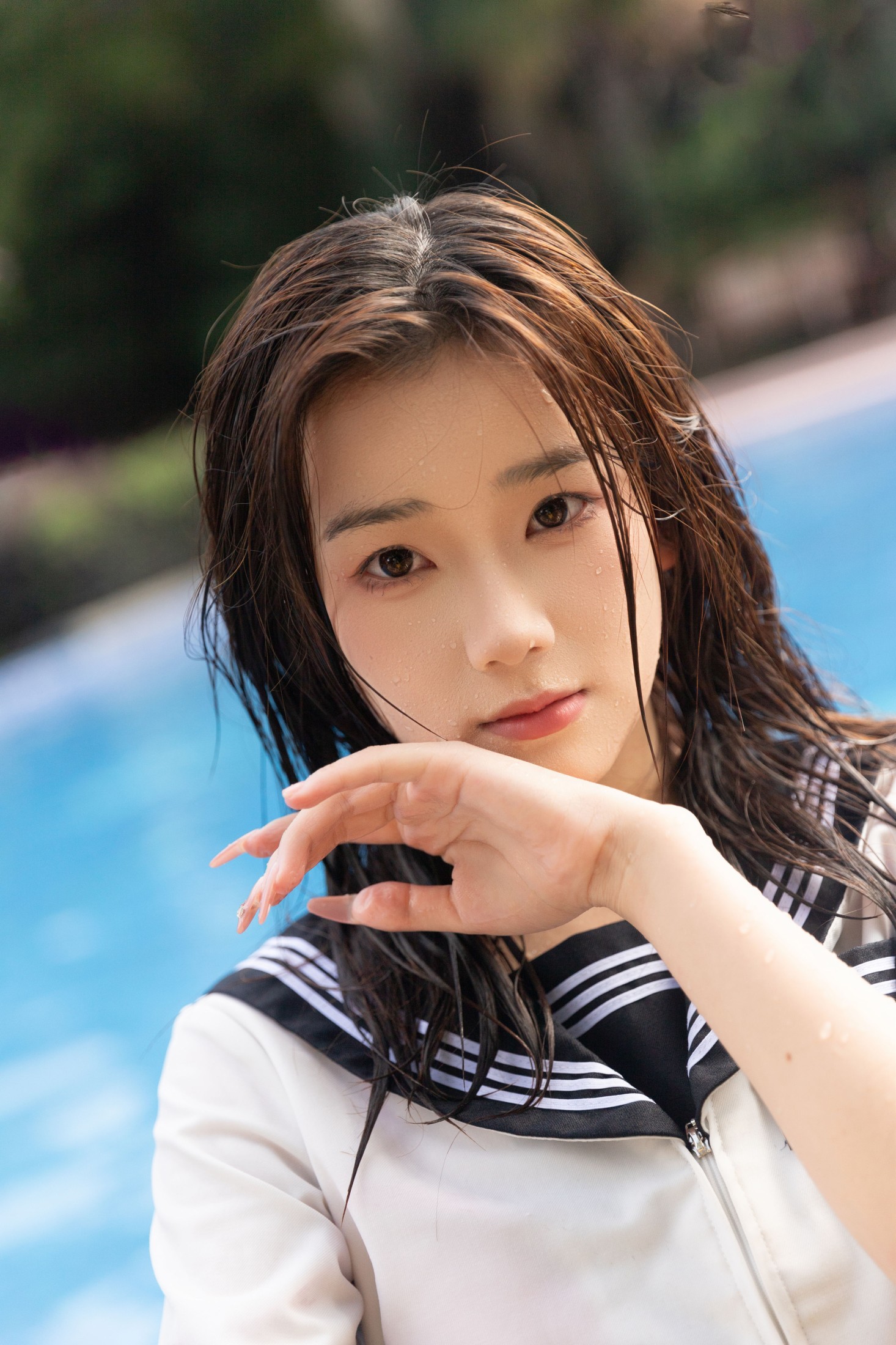 To小北 – 《夏日泳池》[22P]