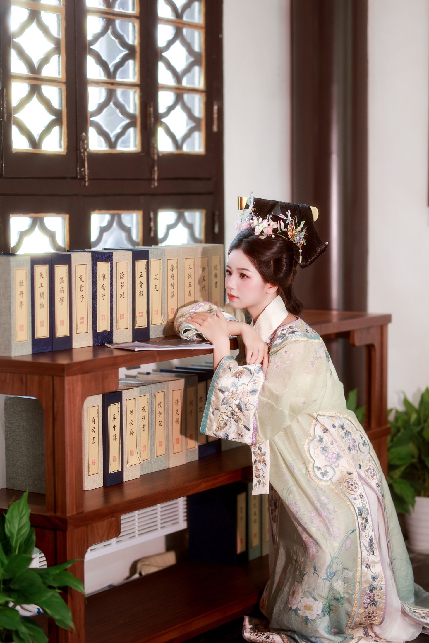 小杜同学 – 《清宫曲》[35P]