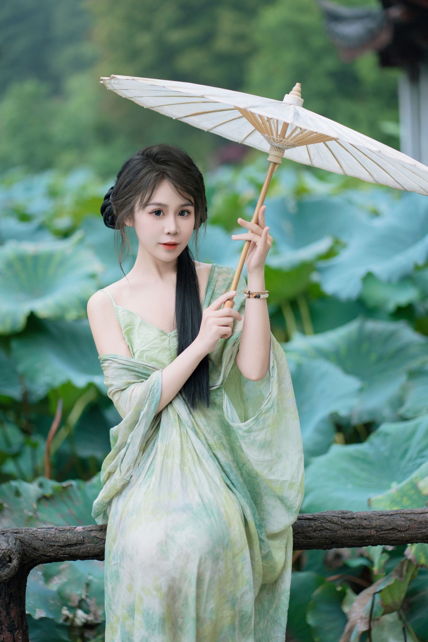 泡芙小方 – 《阴雨荷花》[23P]