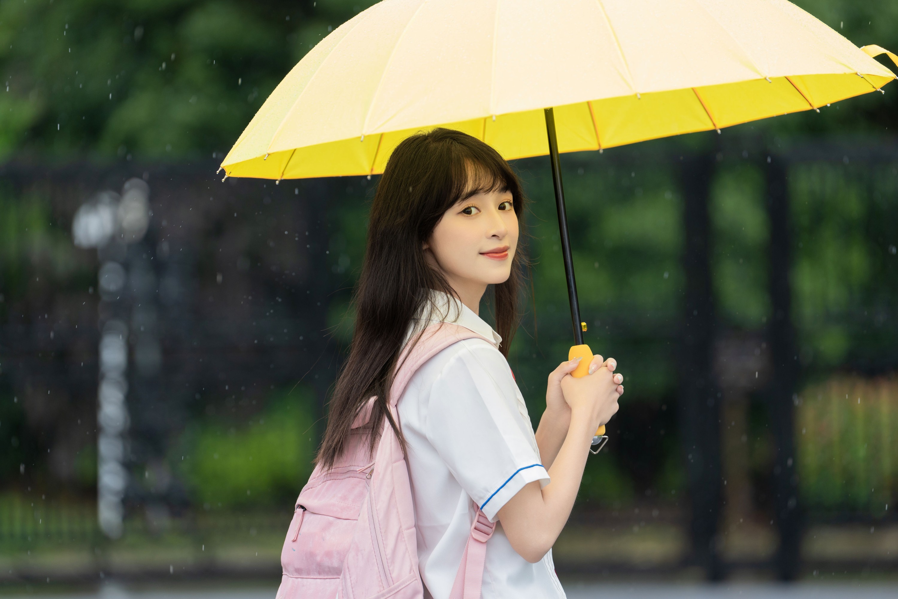 夏芋小年 – 《雨天》[22P]