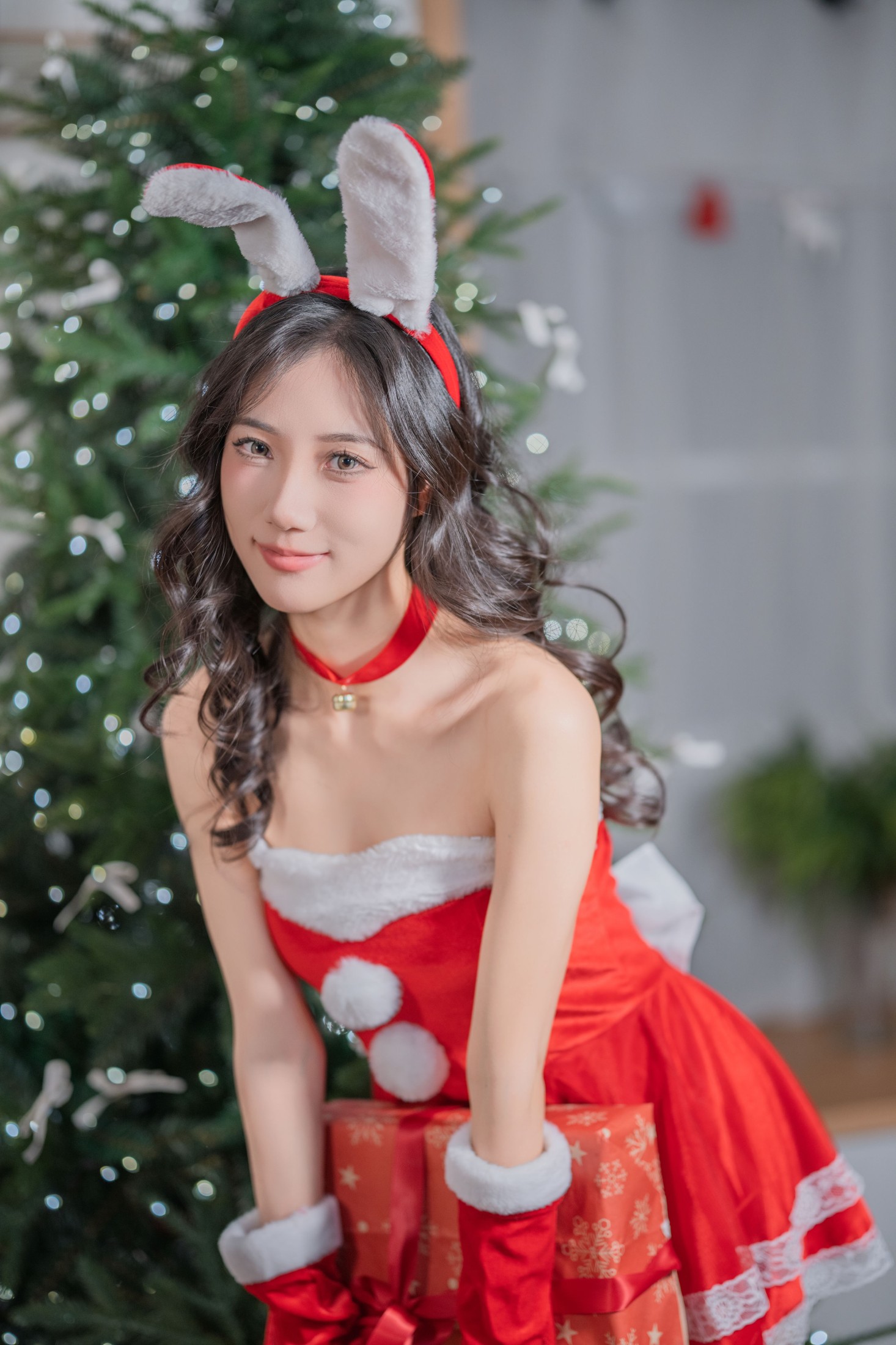 o1ne万 – 《圣诞精灵》[22P]