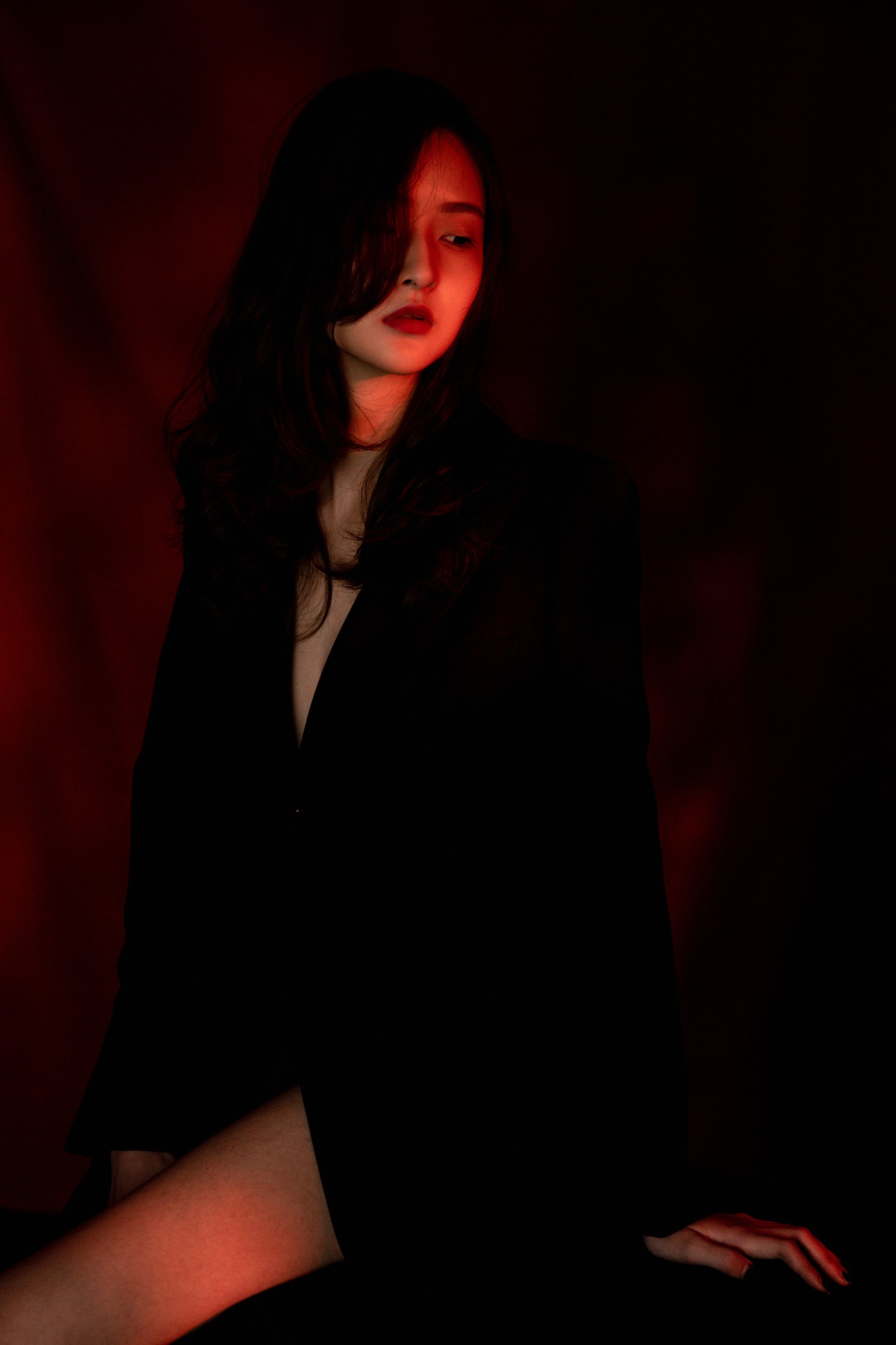 雪雪 – 《RED LIGHT》[16P]
