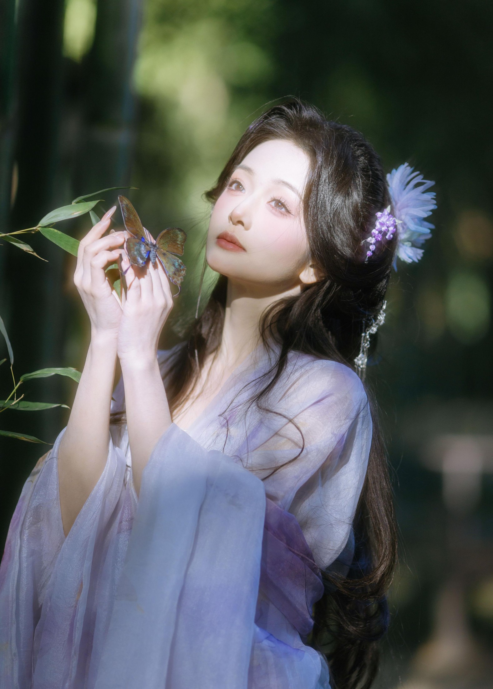 赤嫣在这里 – 《林间精灵》[21P]