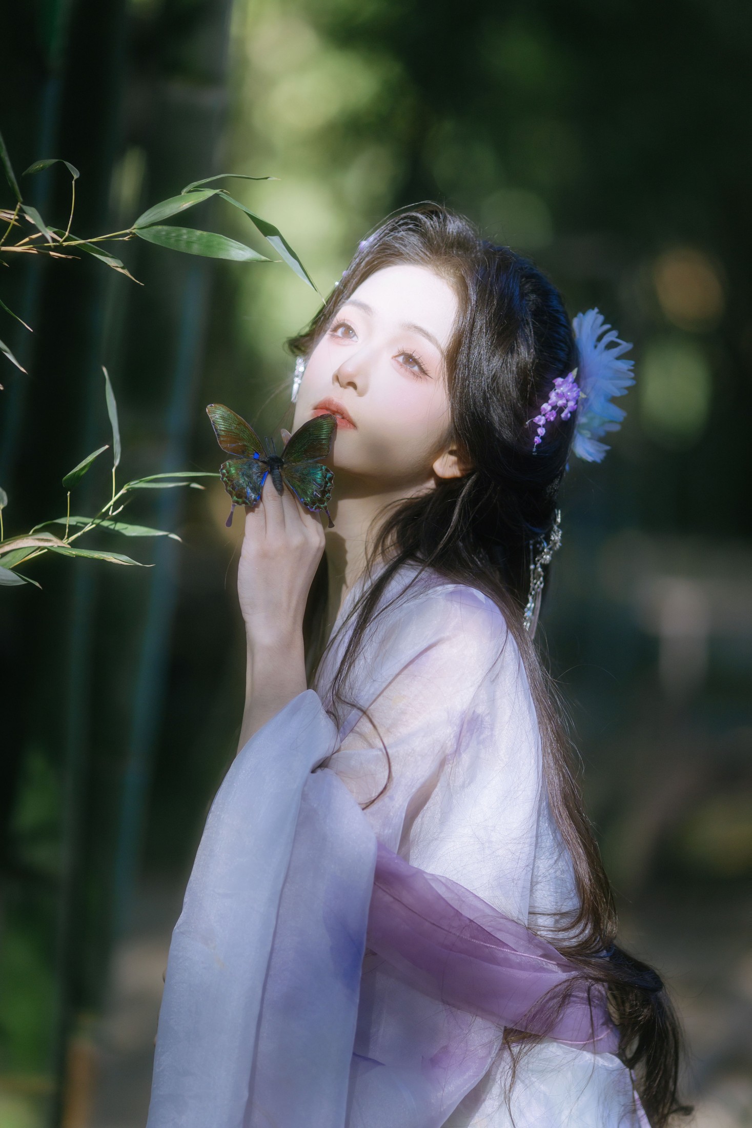 赤嫣在这里 – 《林间精灵》[21P]