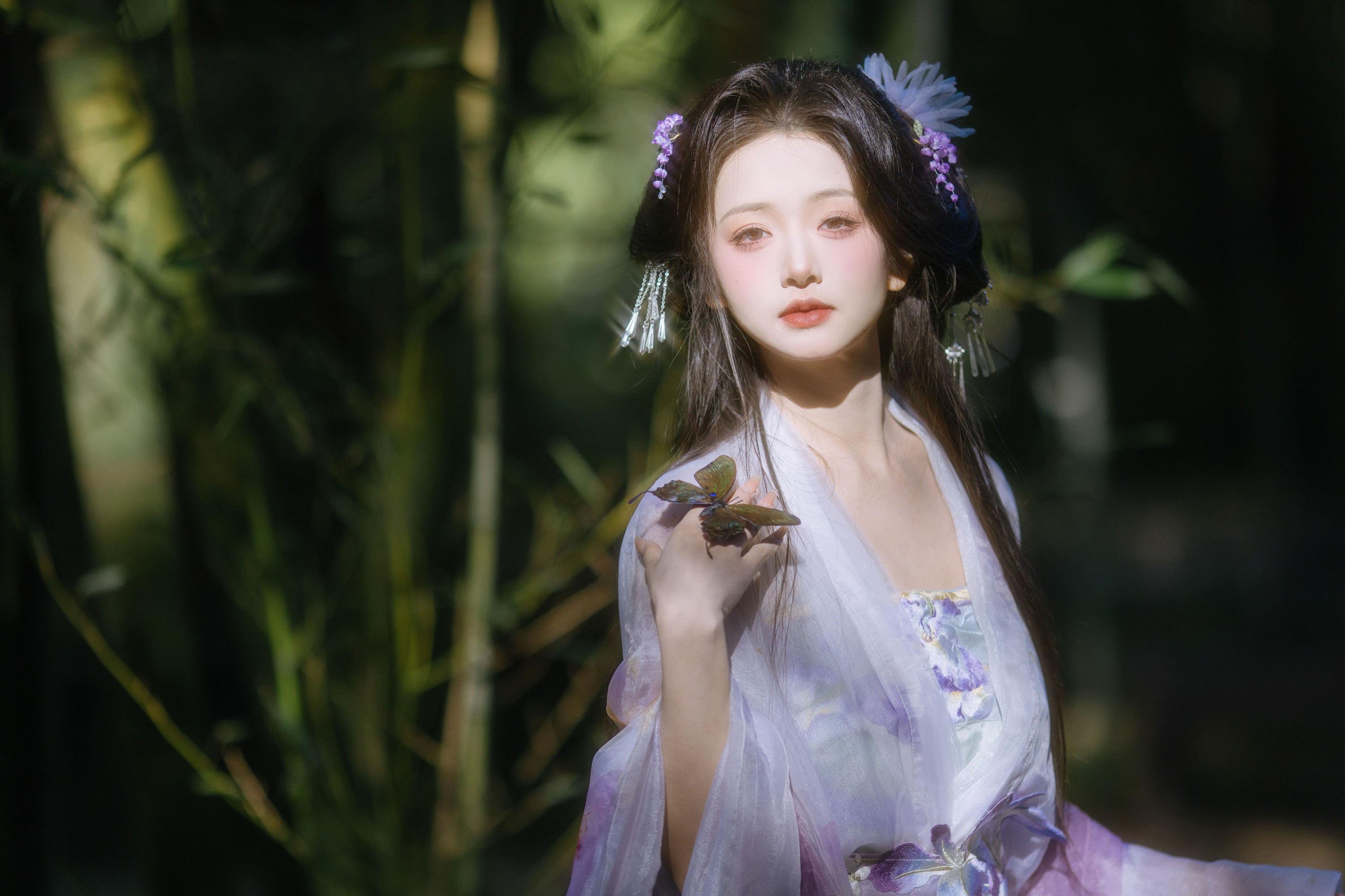 赤嫣在这里 – 《林间精灵》[21P]