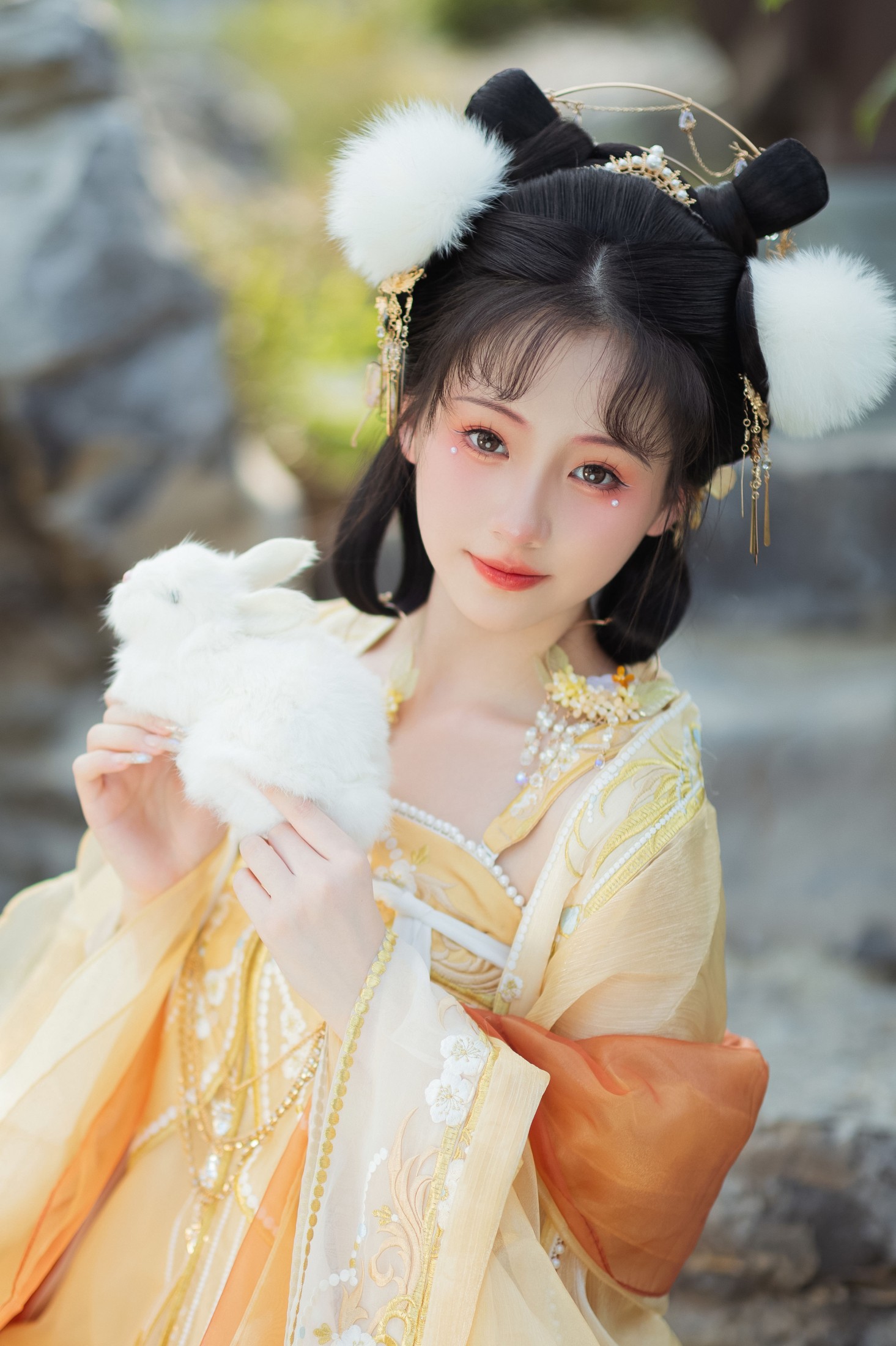 – 《玲珑玉兔》[14P]