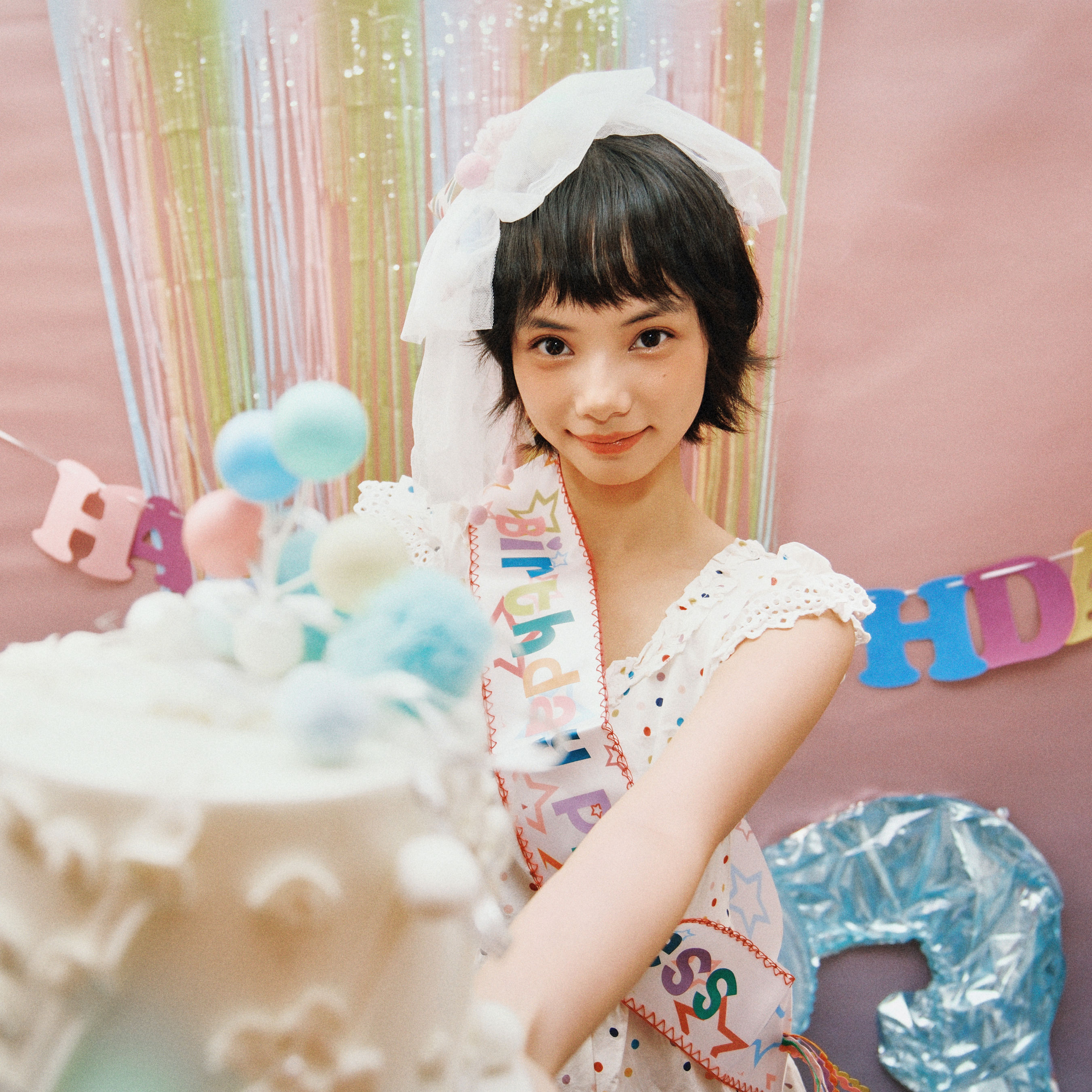 一一 – 《快乐生日女孩》[24P]