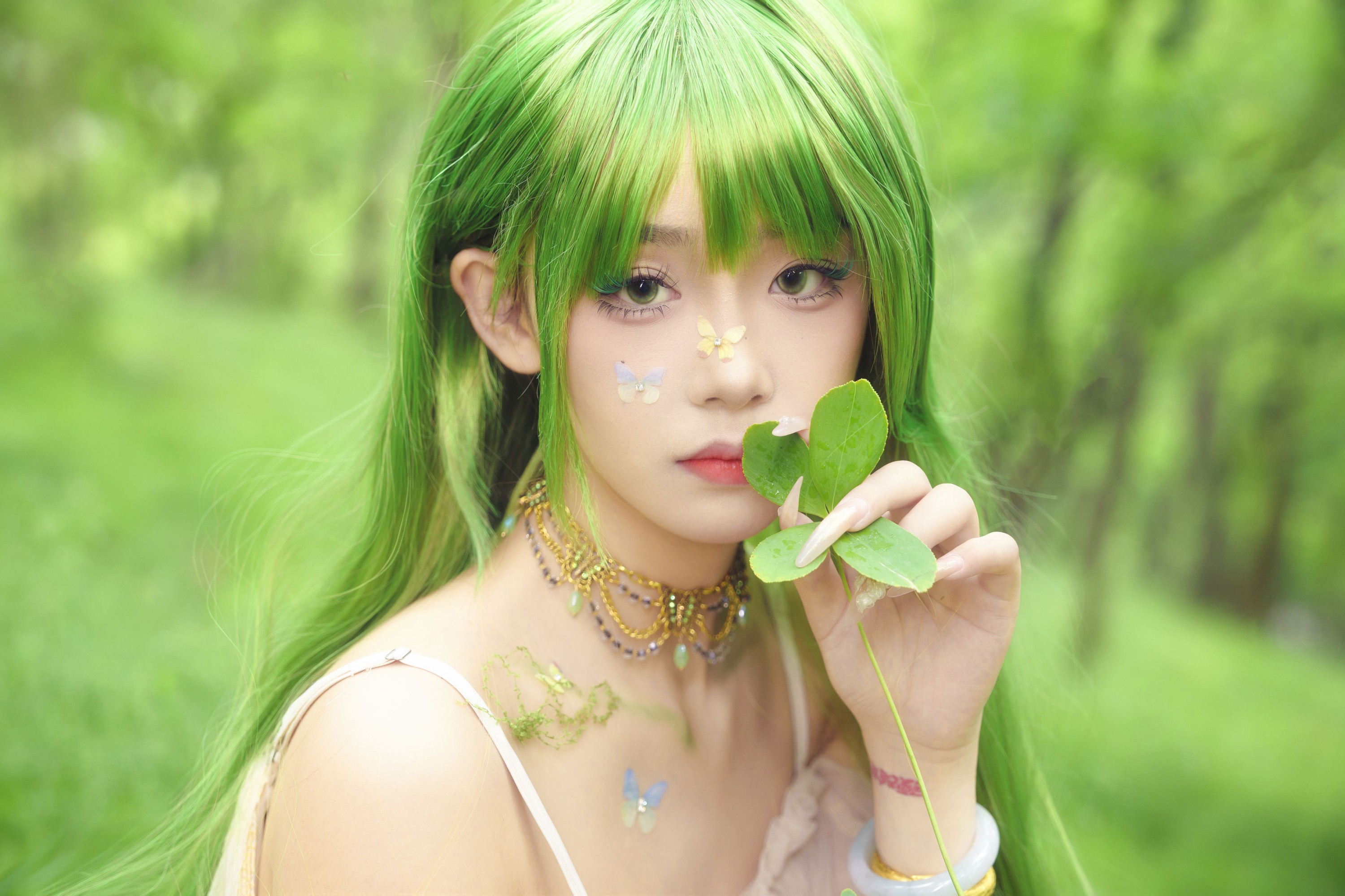小熊 – 《万物生长》[19P]
