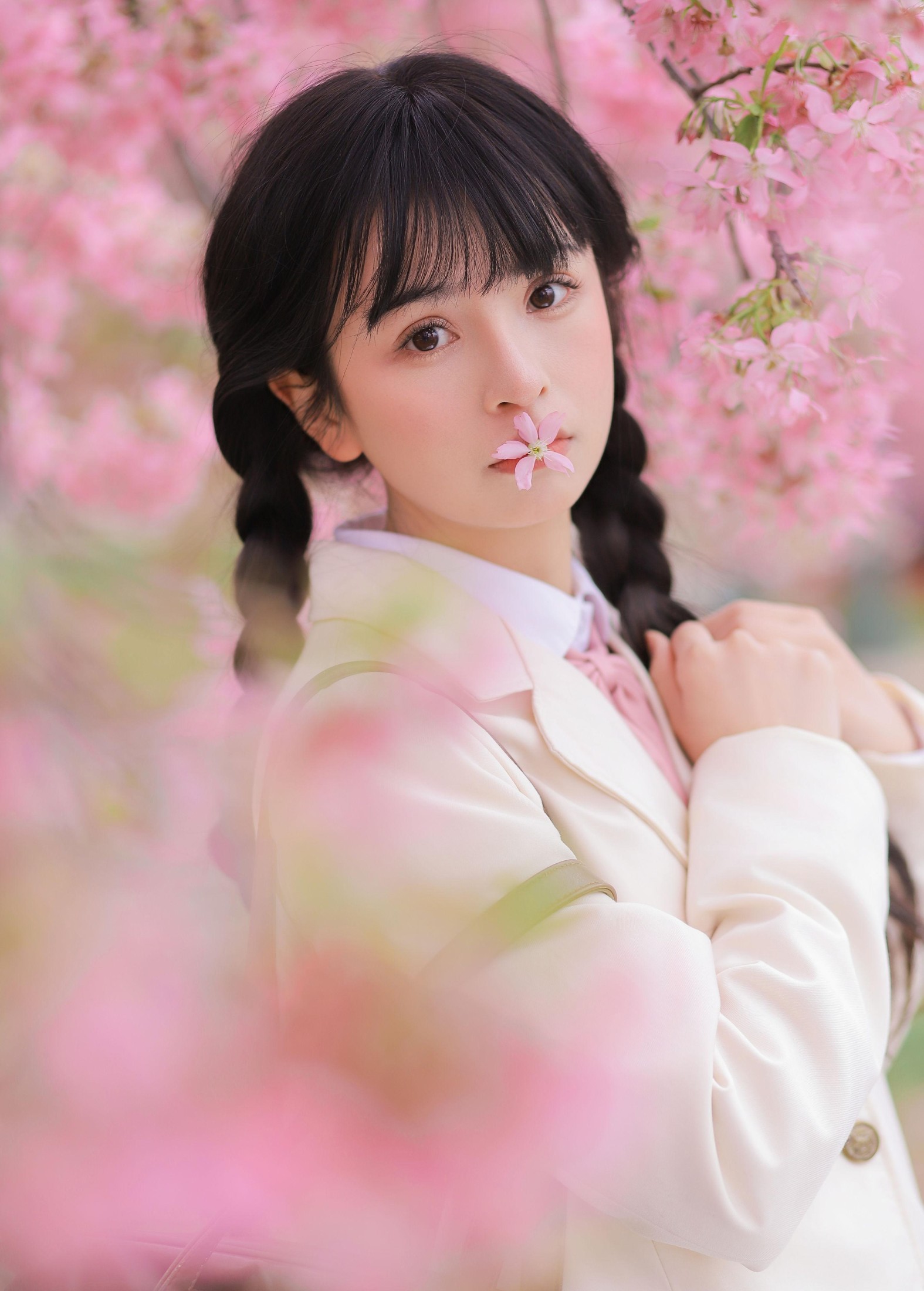 捉到一只苏苏 – 《樱花树下》[27P]