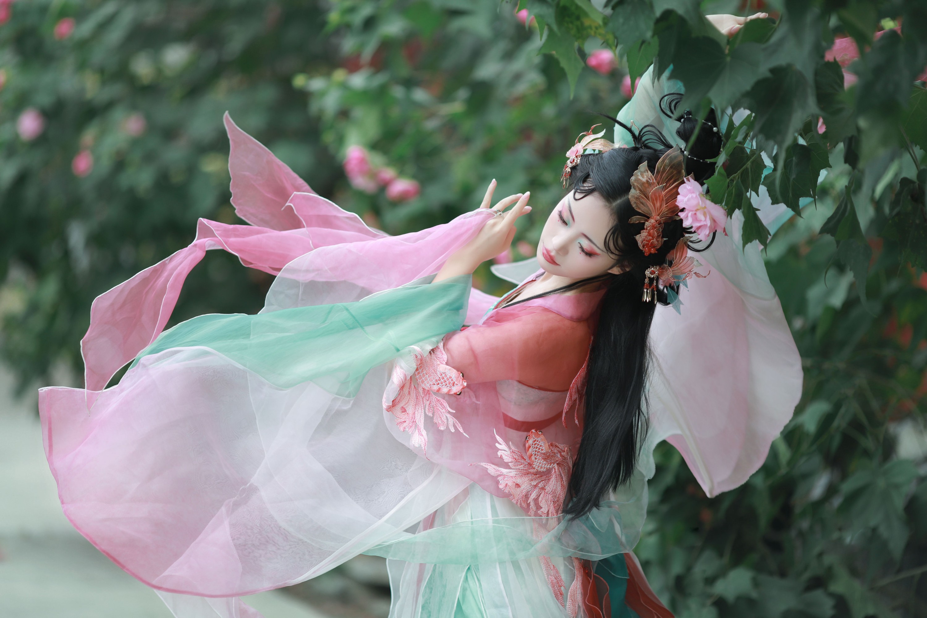 千玥 – 《锦鲤》[13P]