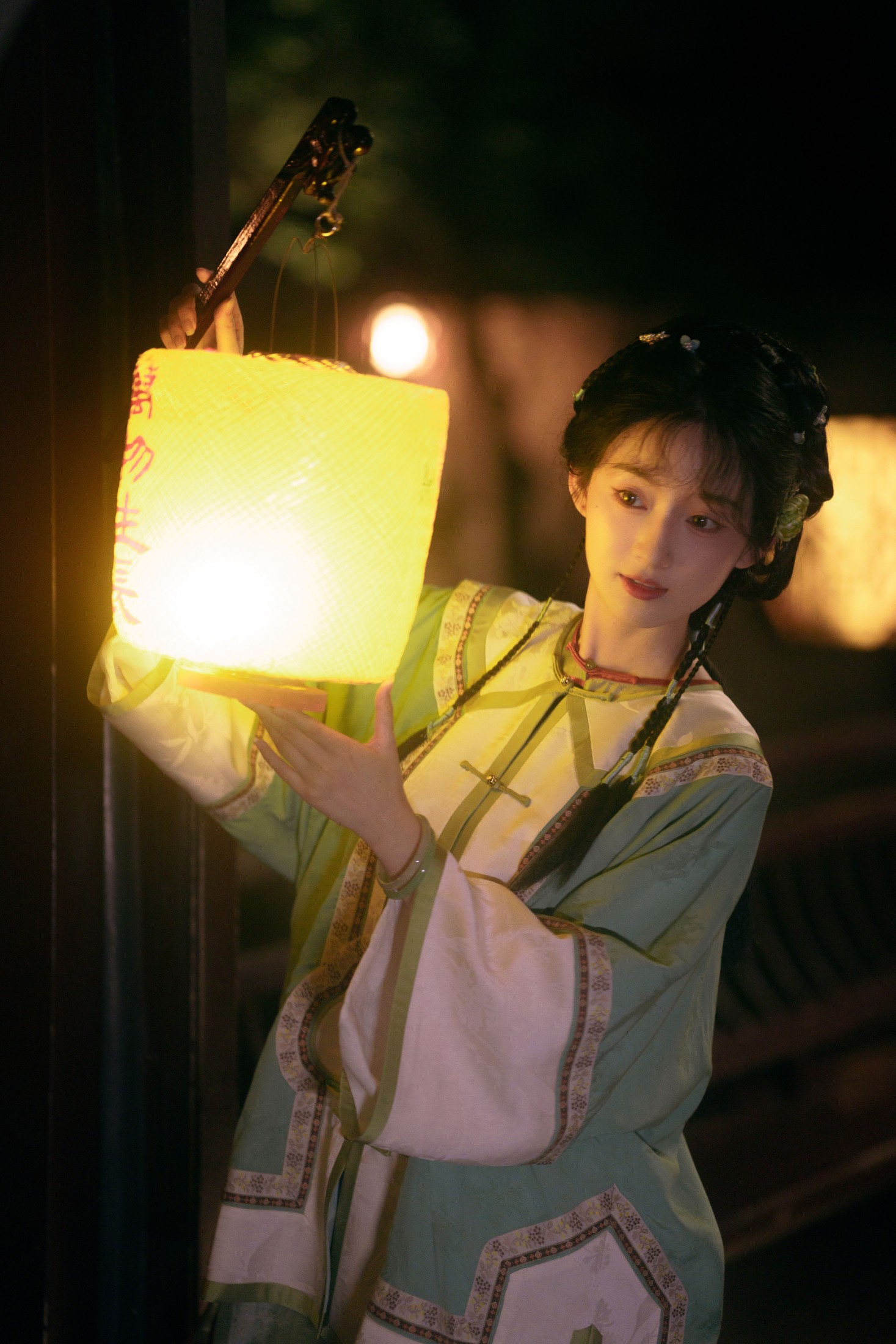 一只梳子君 – 《误入眉眼，可叹惊鸿》[13P]