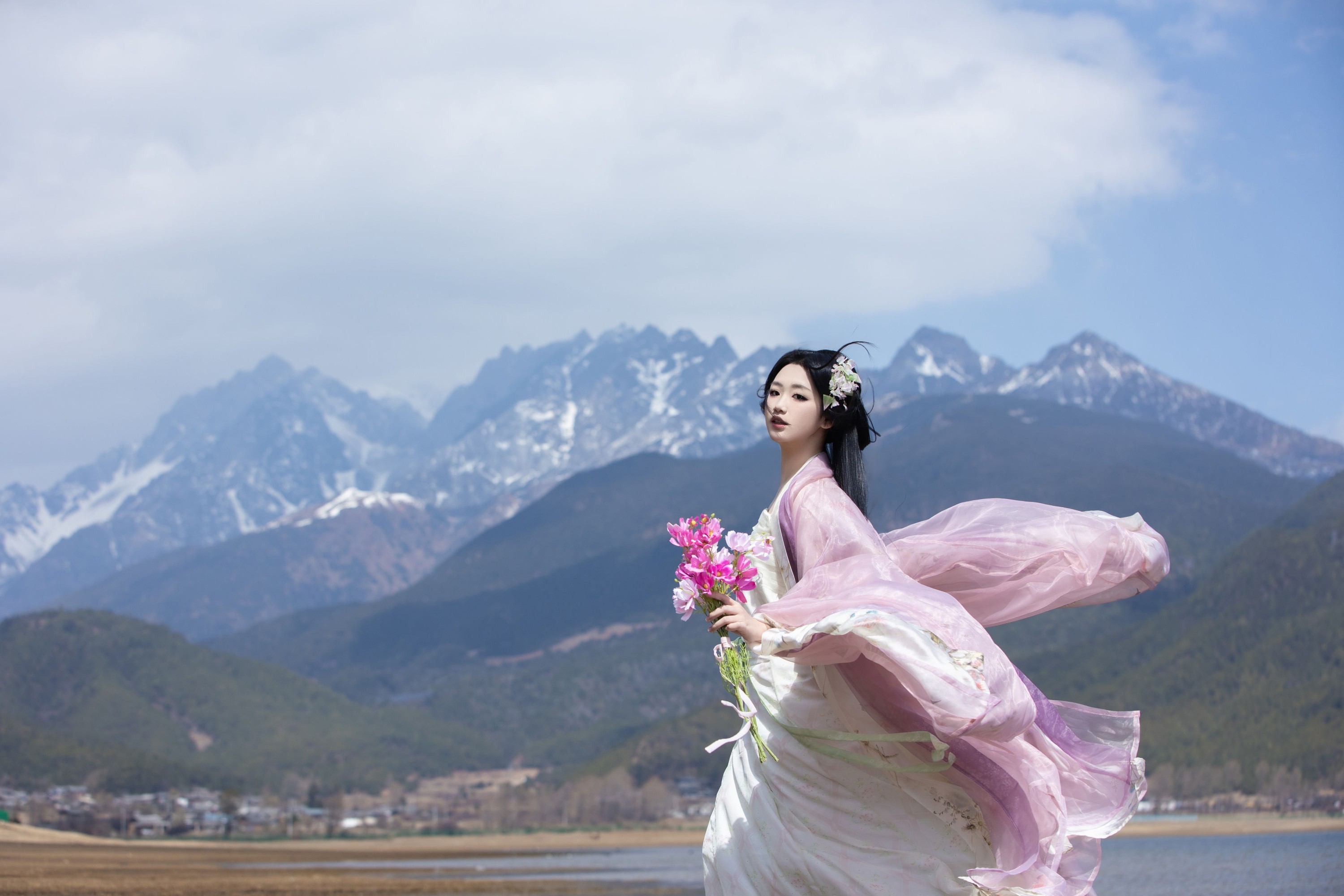 晚江亭 – 《眉间雪》[33P]