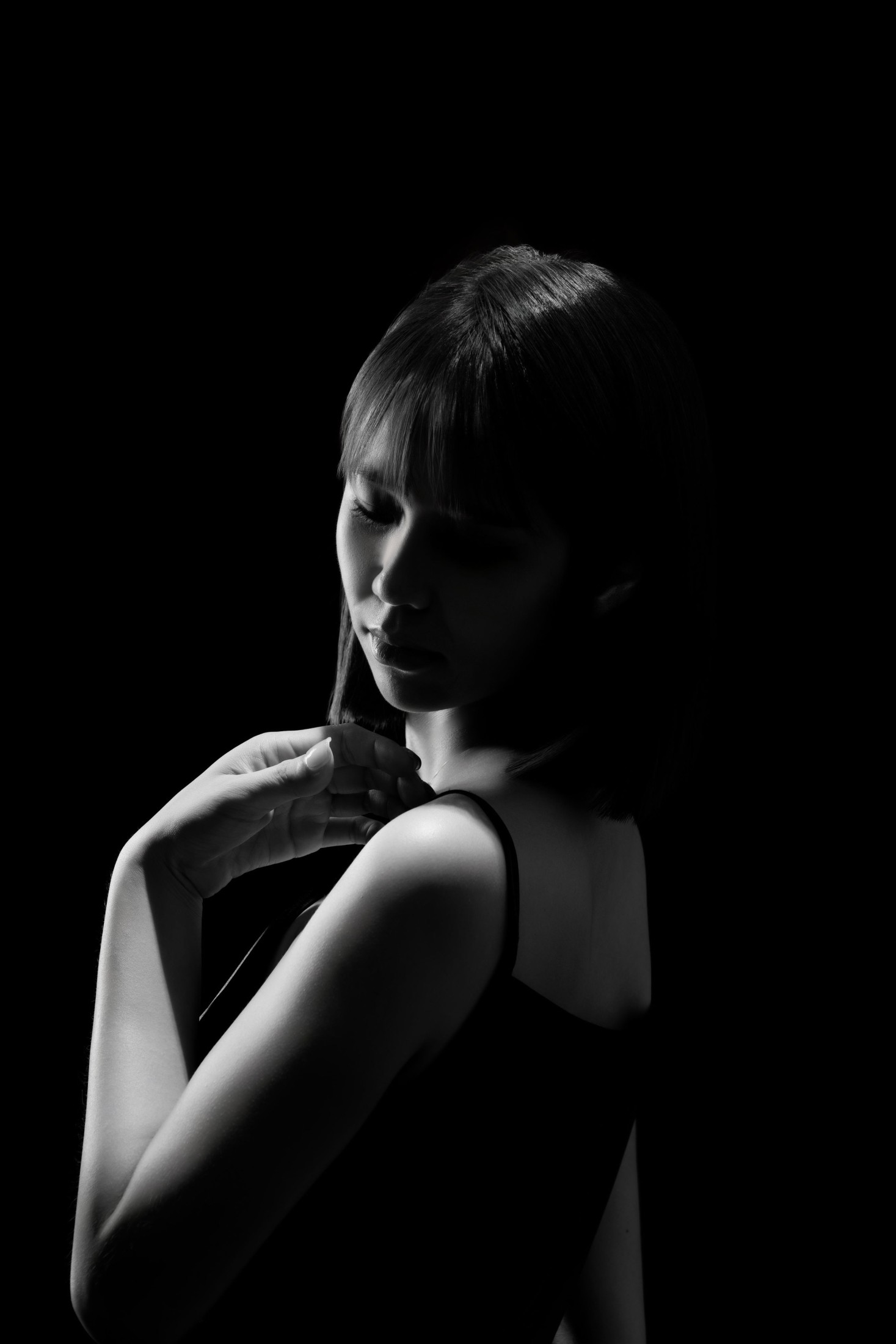 龟龟 – 《光与影之歌：情绪风肖像》[20P]