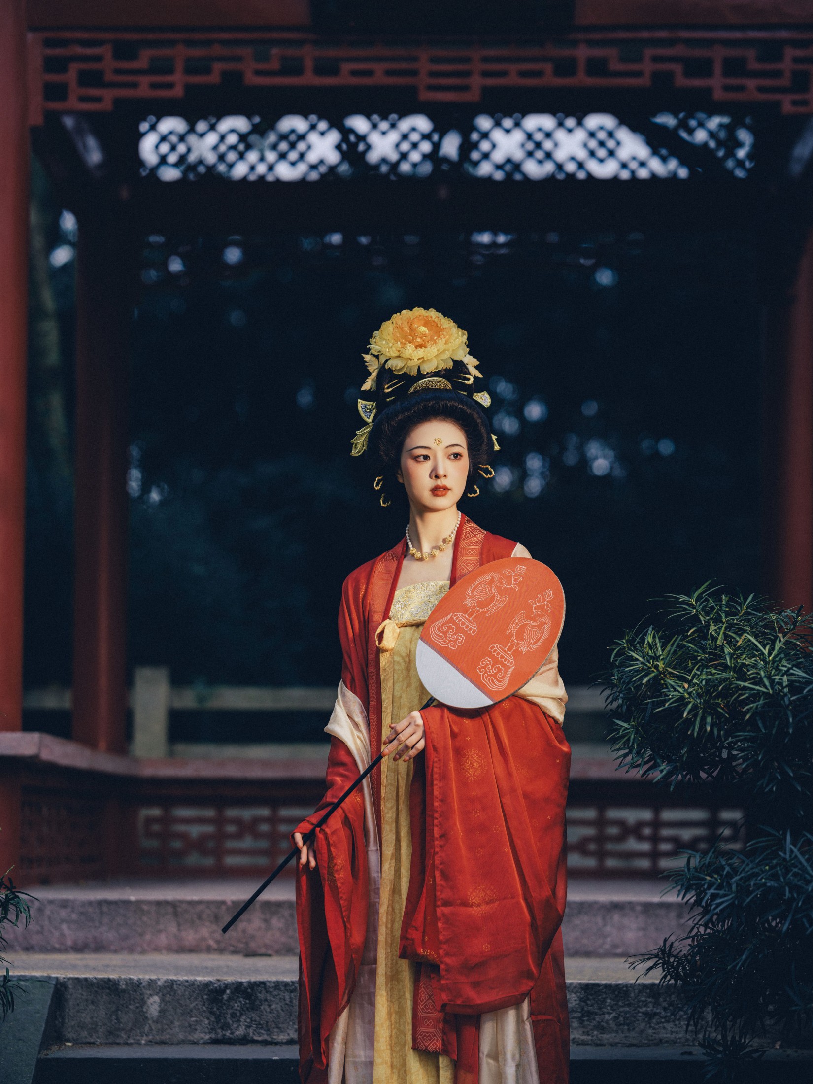 面若桃李