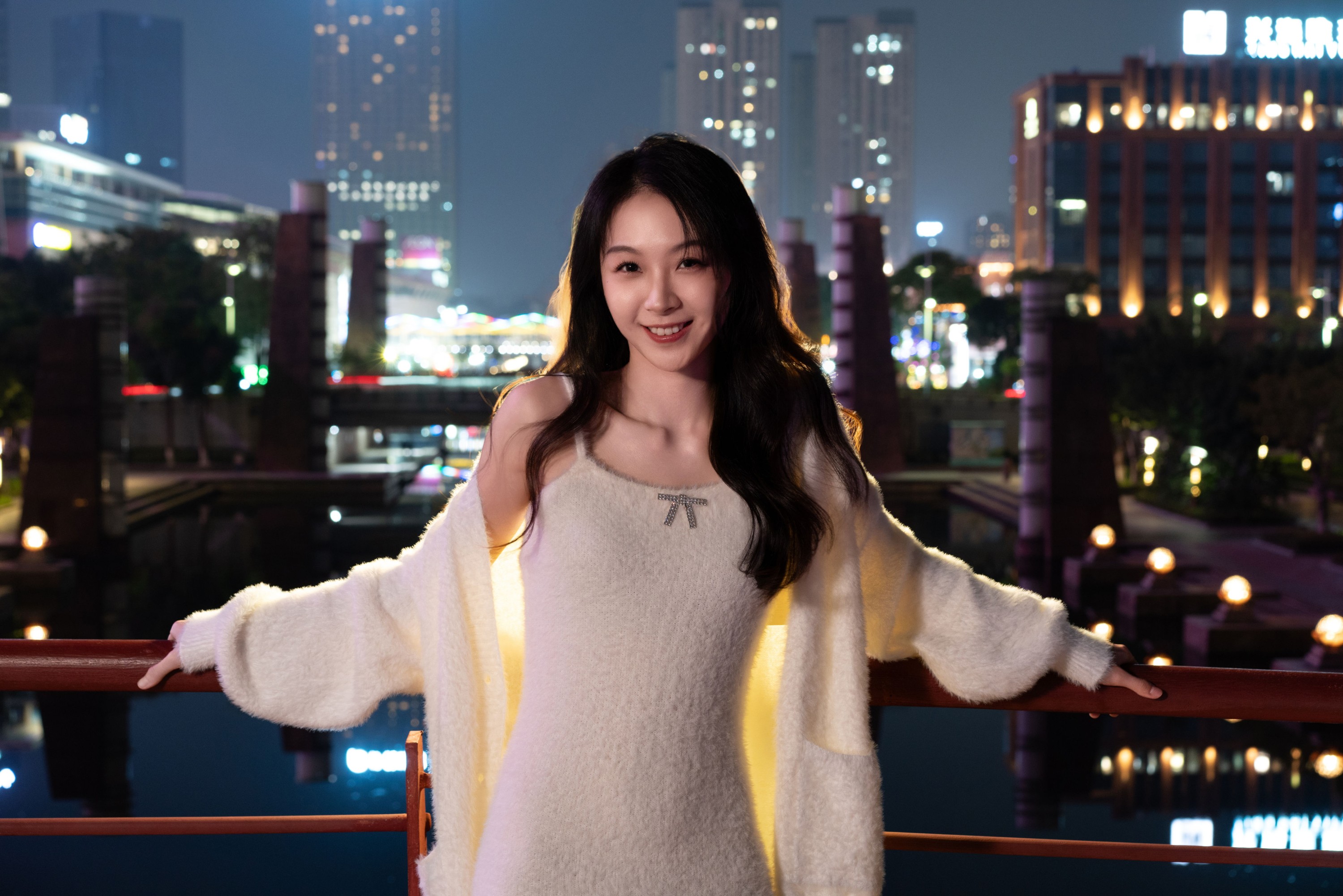 杜鹃 – 《夜深之邻家少女》[19P]