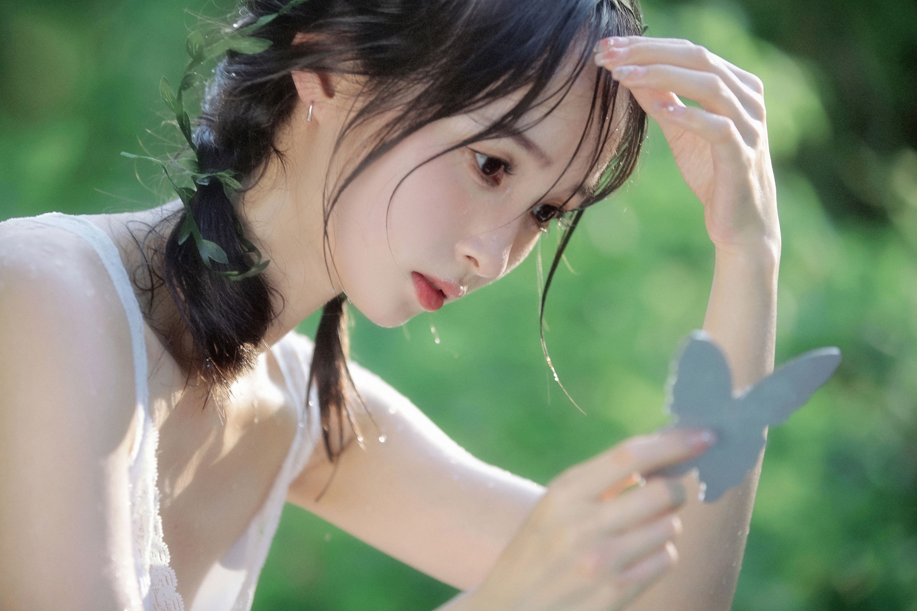 乌堆少女 – 《潮湿的夏》[31P]