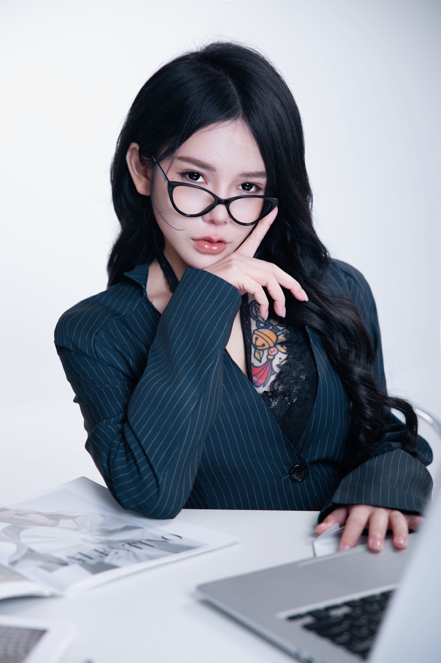 办公室海妖女郎