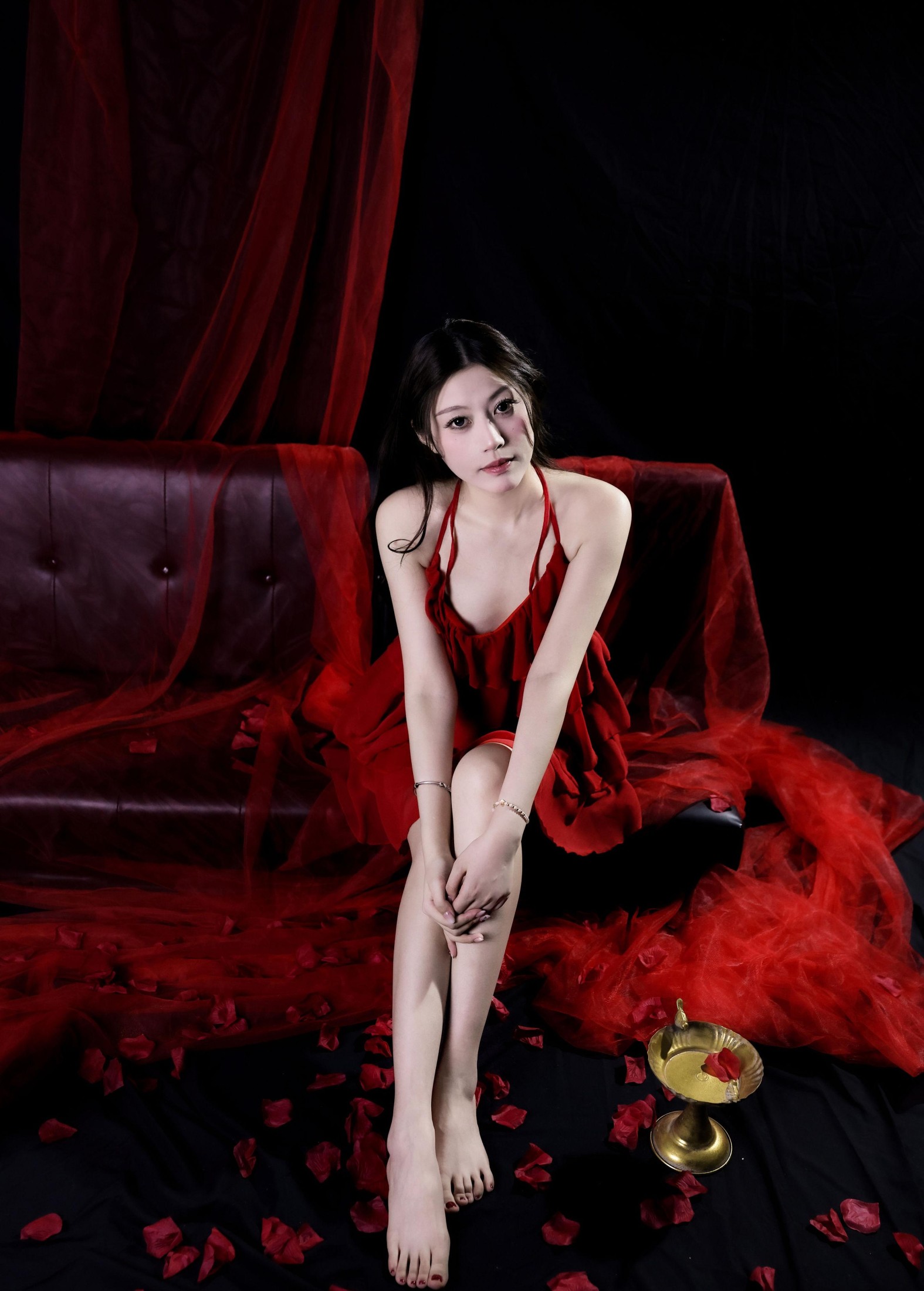 – 《红色纱裙》[20P]
