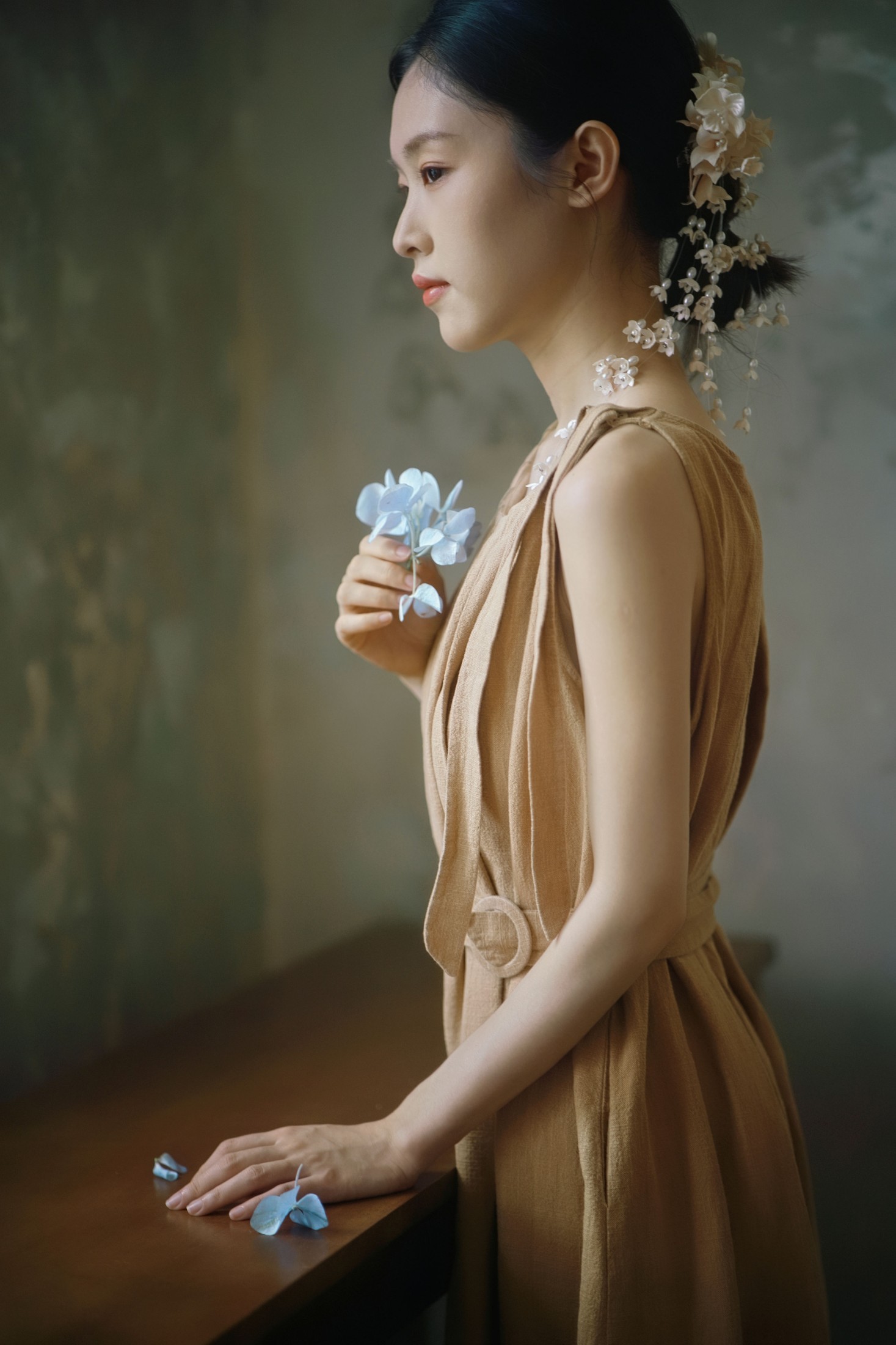 时光诗画:花影少女时光
